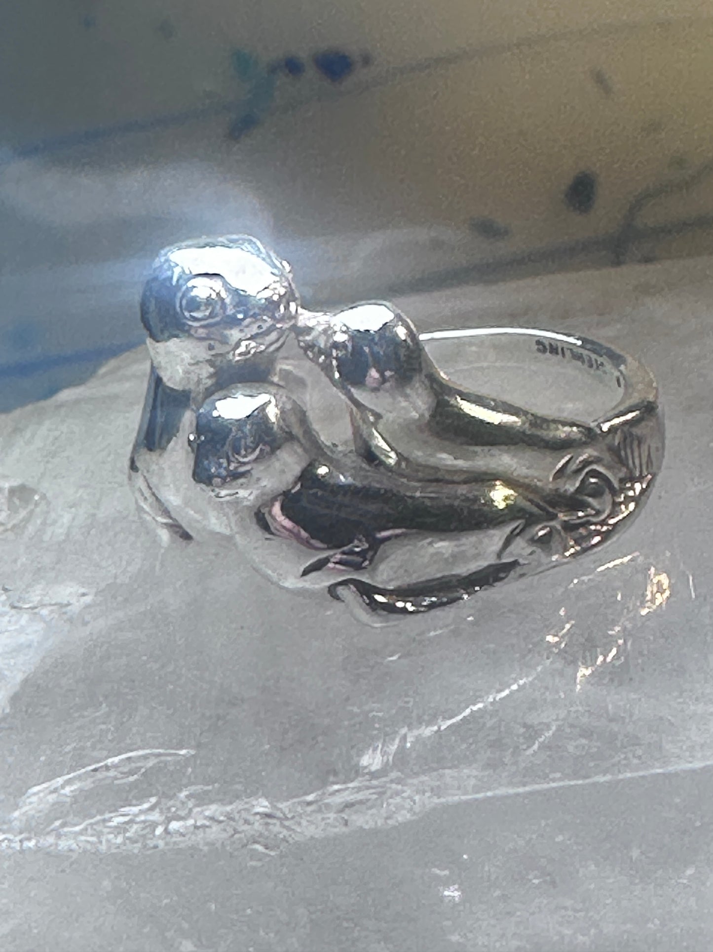 Seal family pod ring Kabana band size 7.25 sterling silver women girls