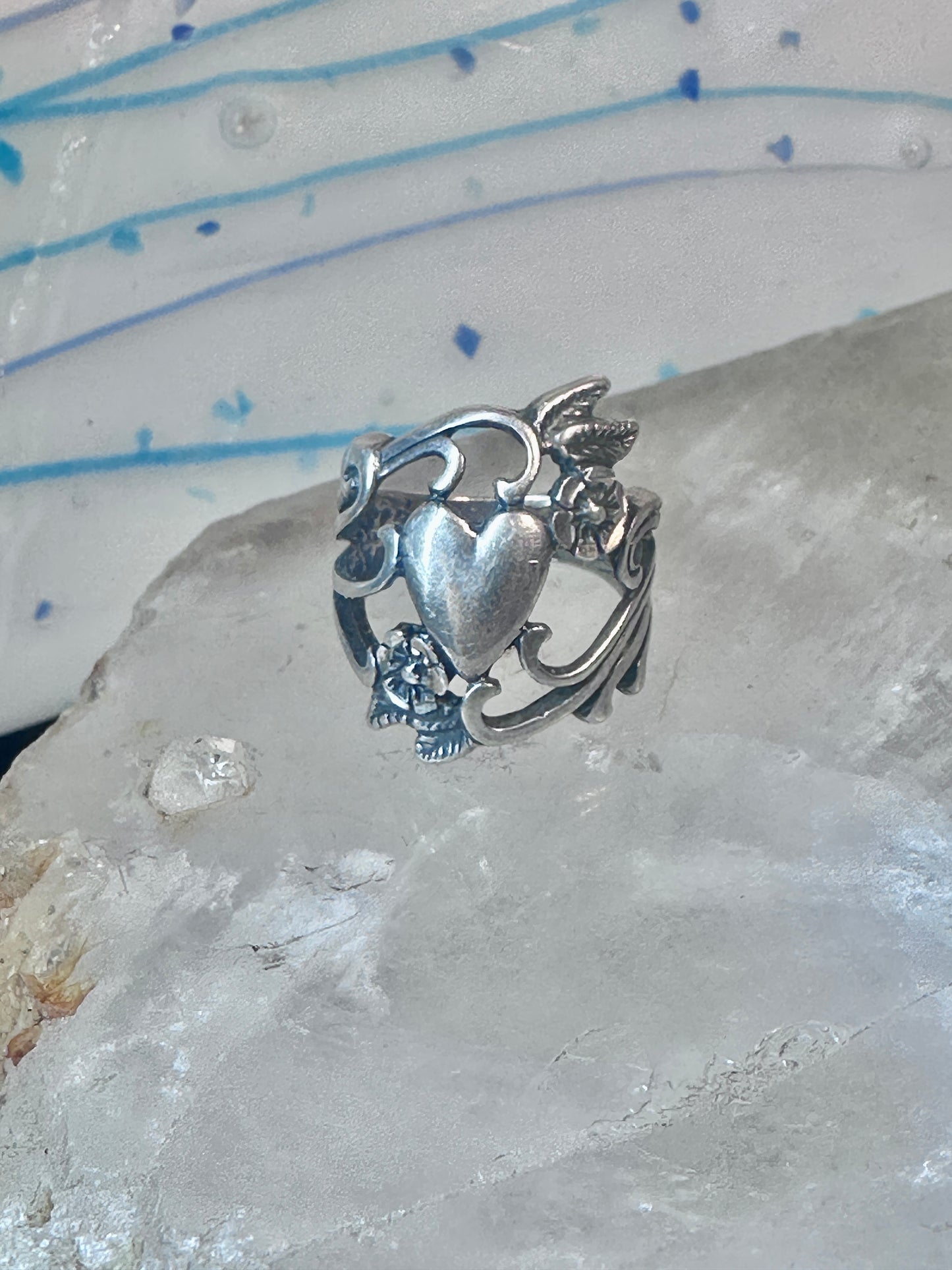 Heart ring Navajo love band Valentine pinky sterling silver size 4.25 women girls