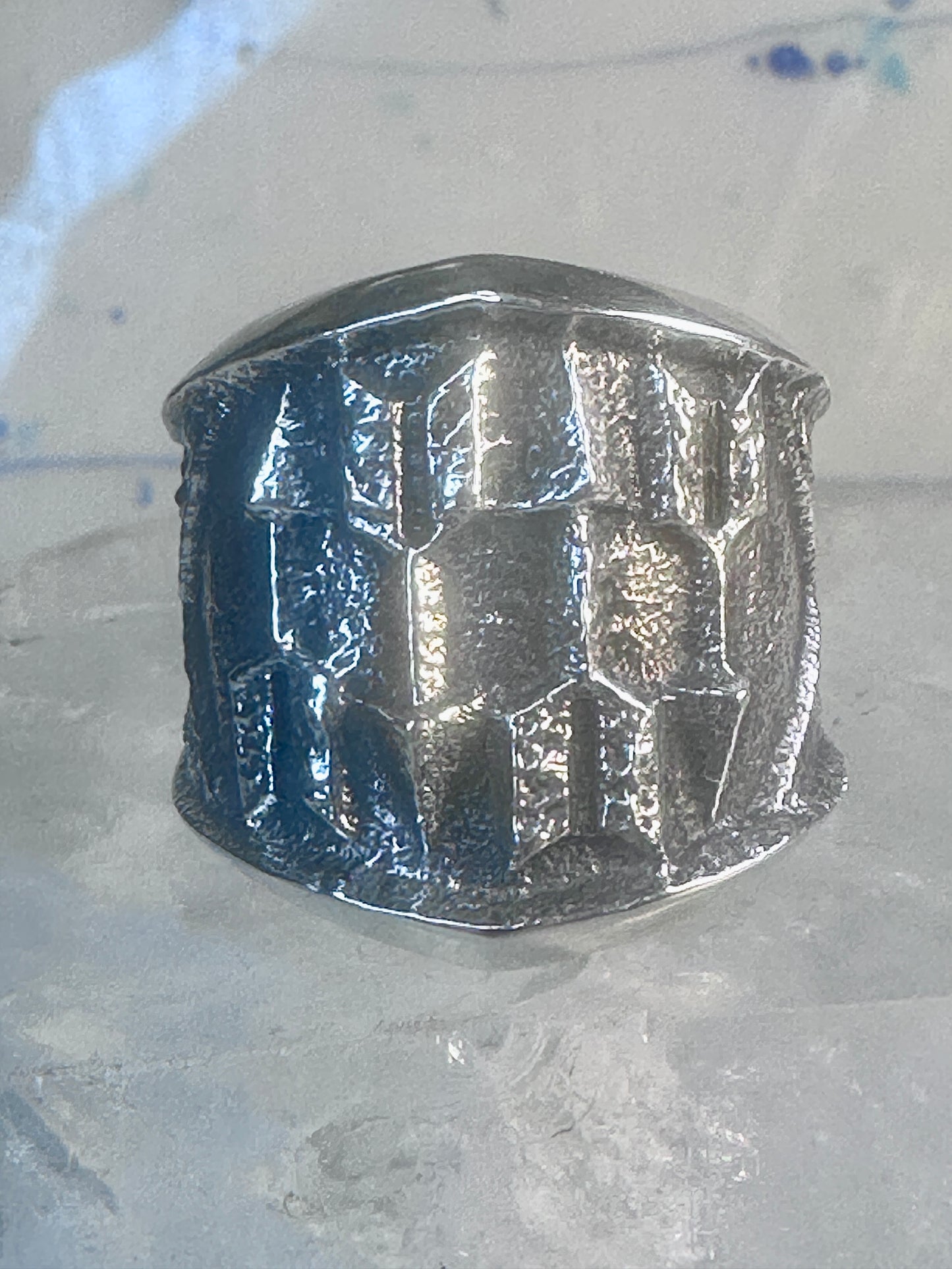 Arrow ring Tufa cast band Kevin Yazzie size 11 sterling silver women