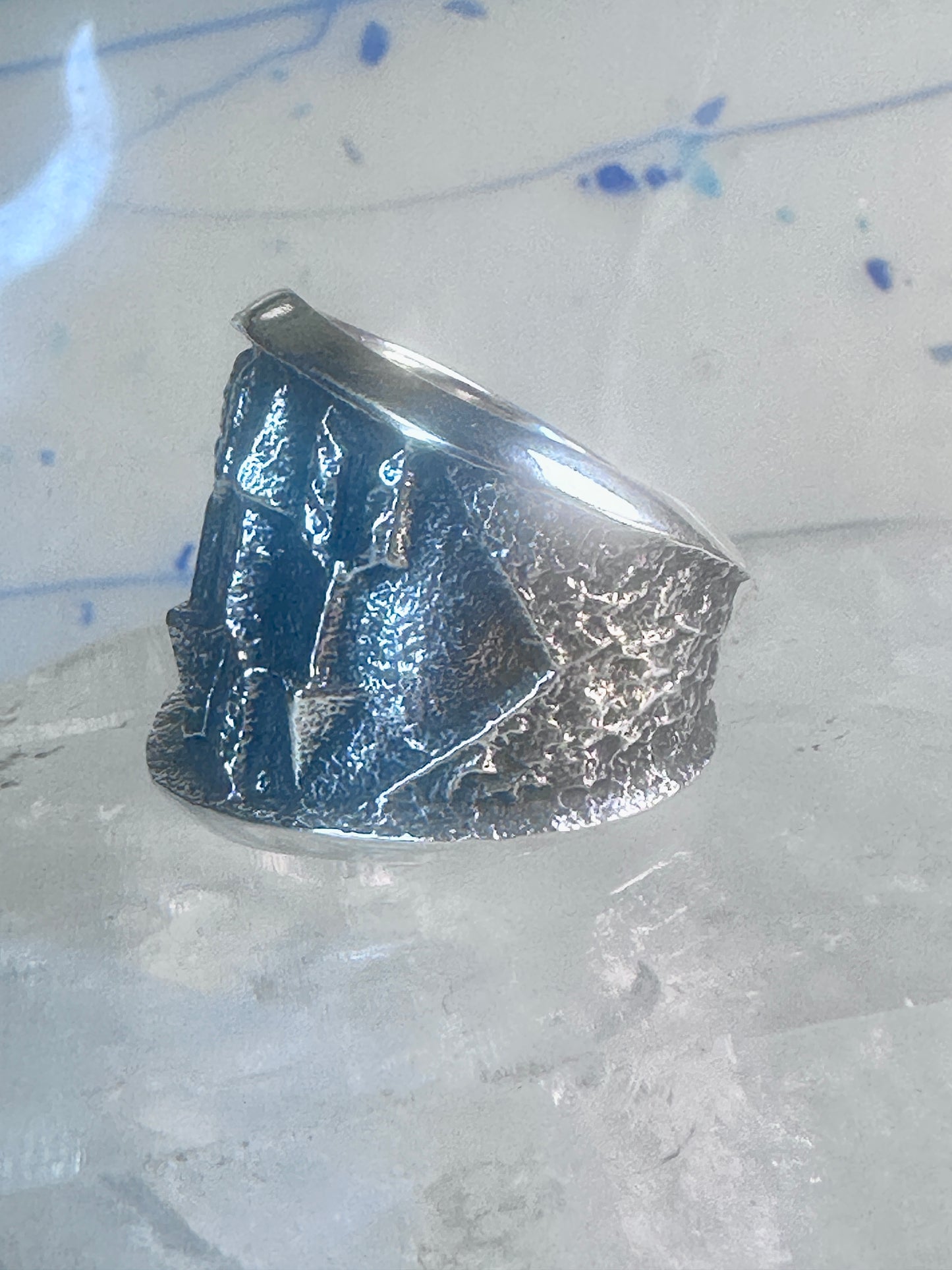 Arrow ring Tufa cast band Kevin Yazzie size 11 sterling silver women