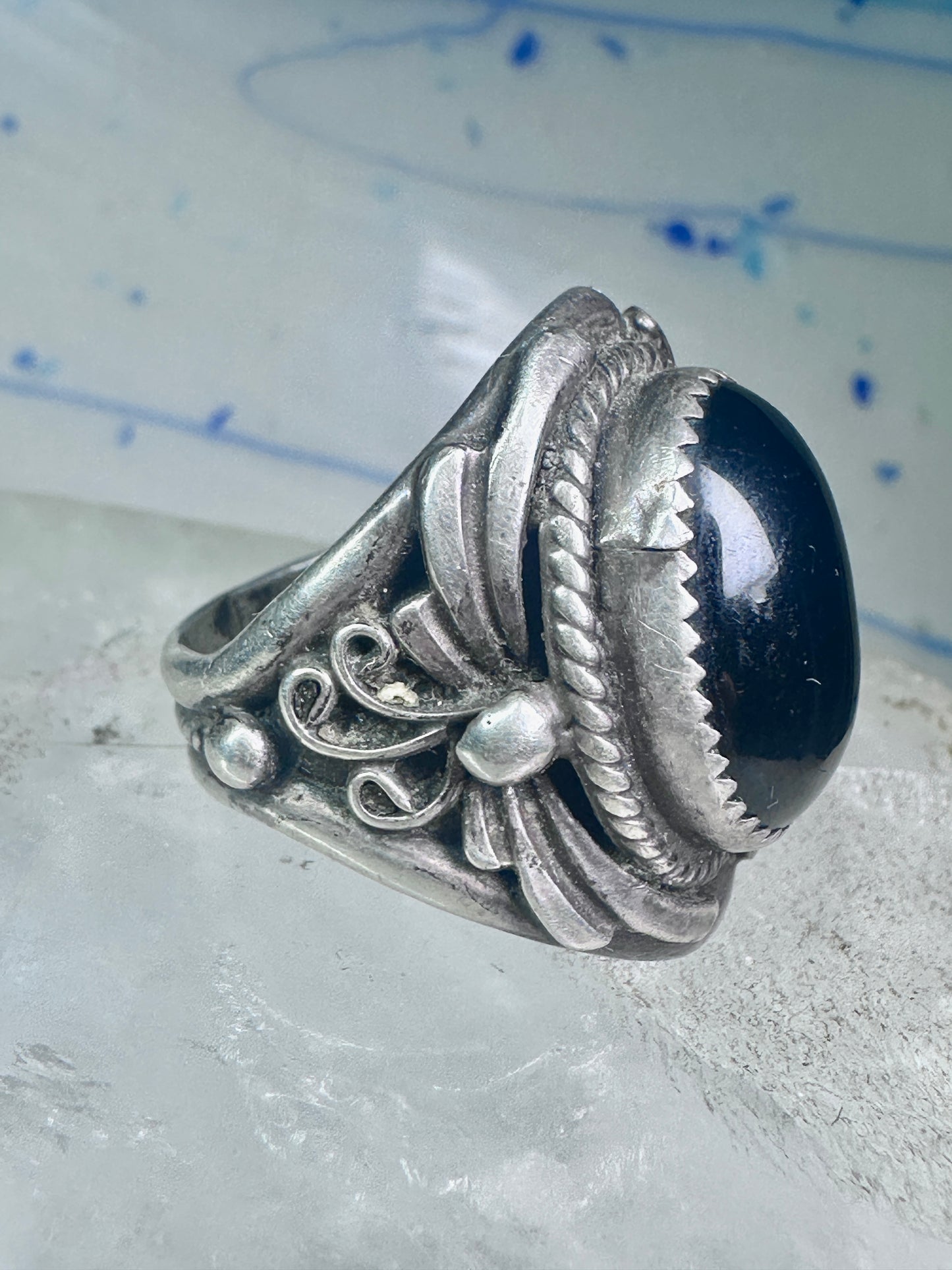 Navajo ring vintage onyx leaves band size 9.25 sterling silver women