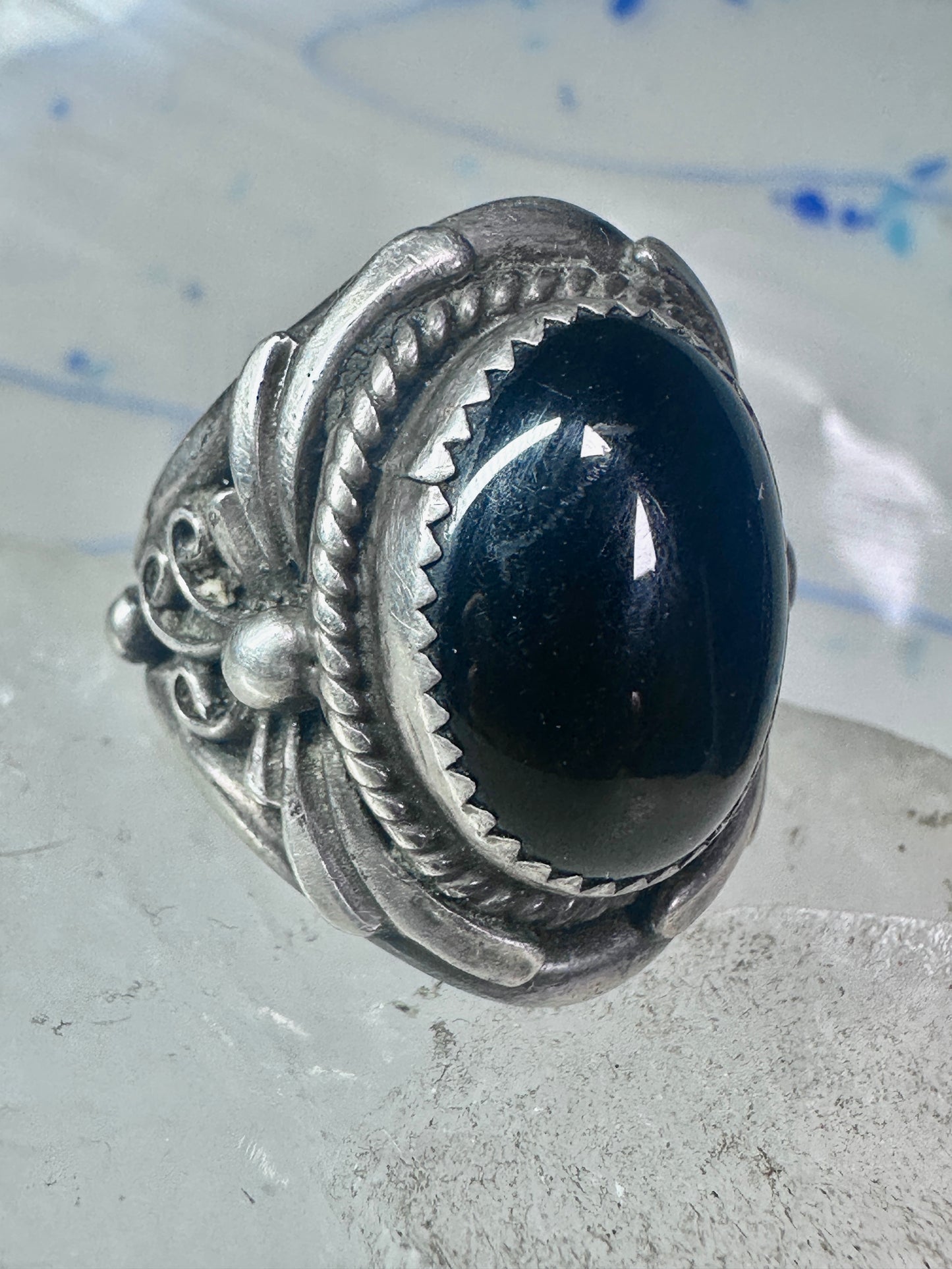Navajo ring vintage onyx leaves band size 9.25 sterling silver women