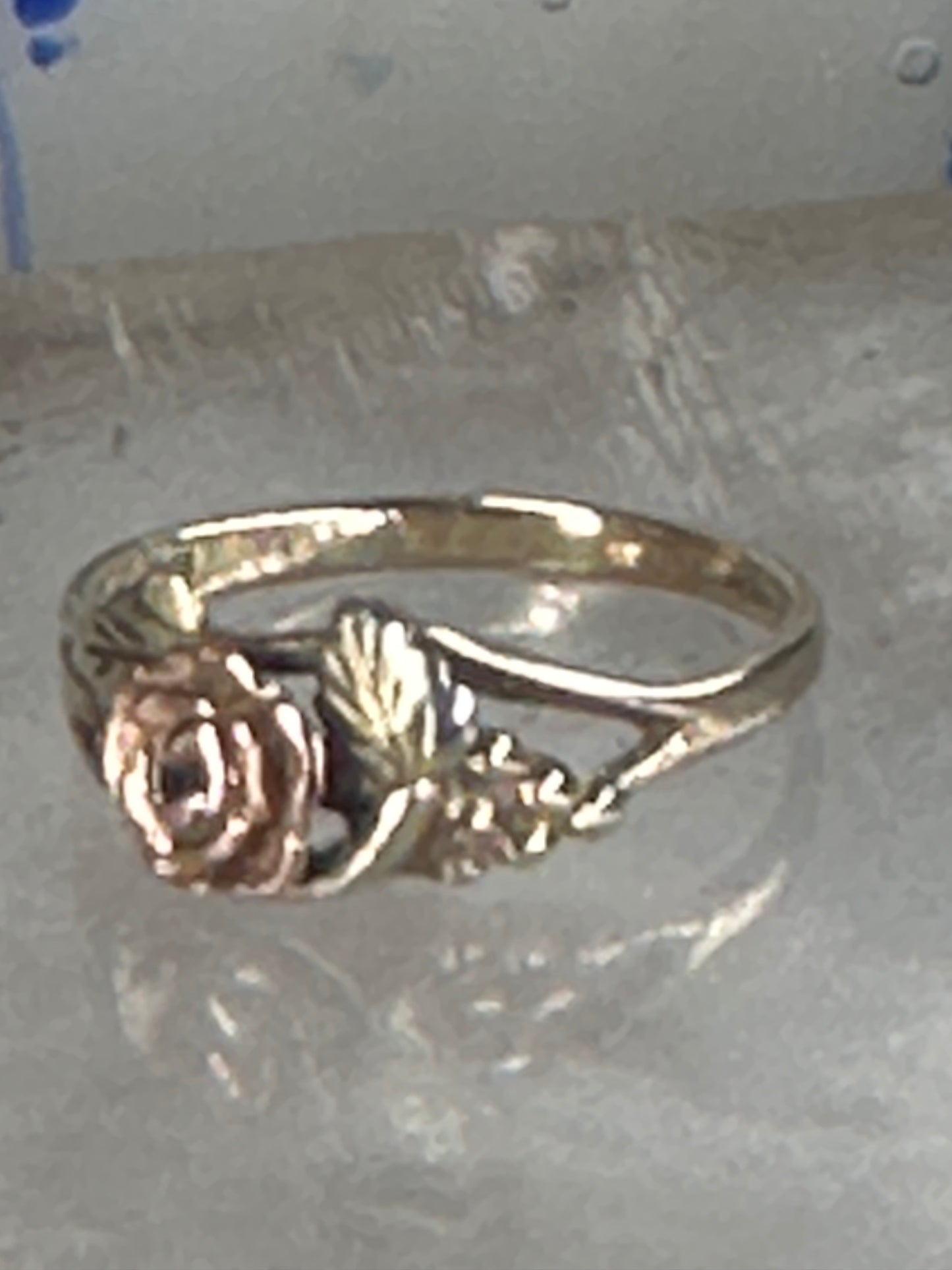 Black Hills Gold ring rose band size 4.75 10K Valentine women girls