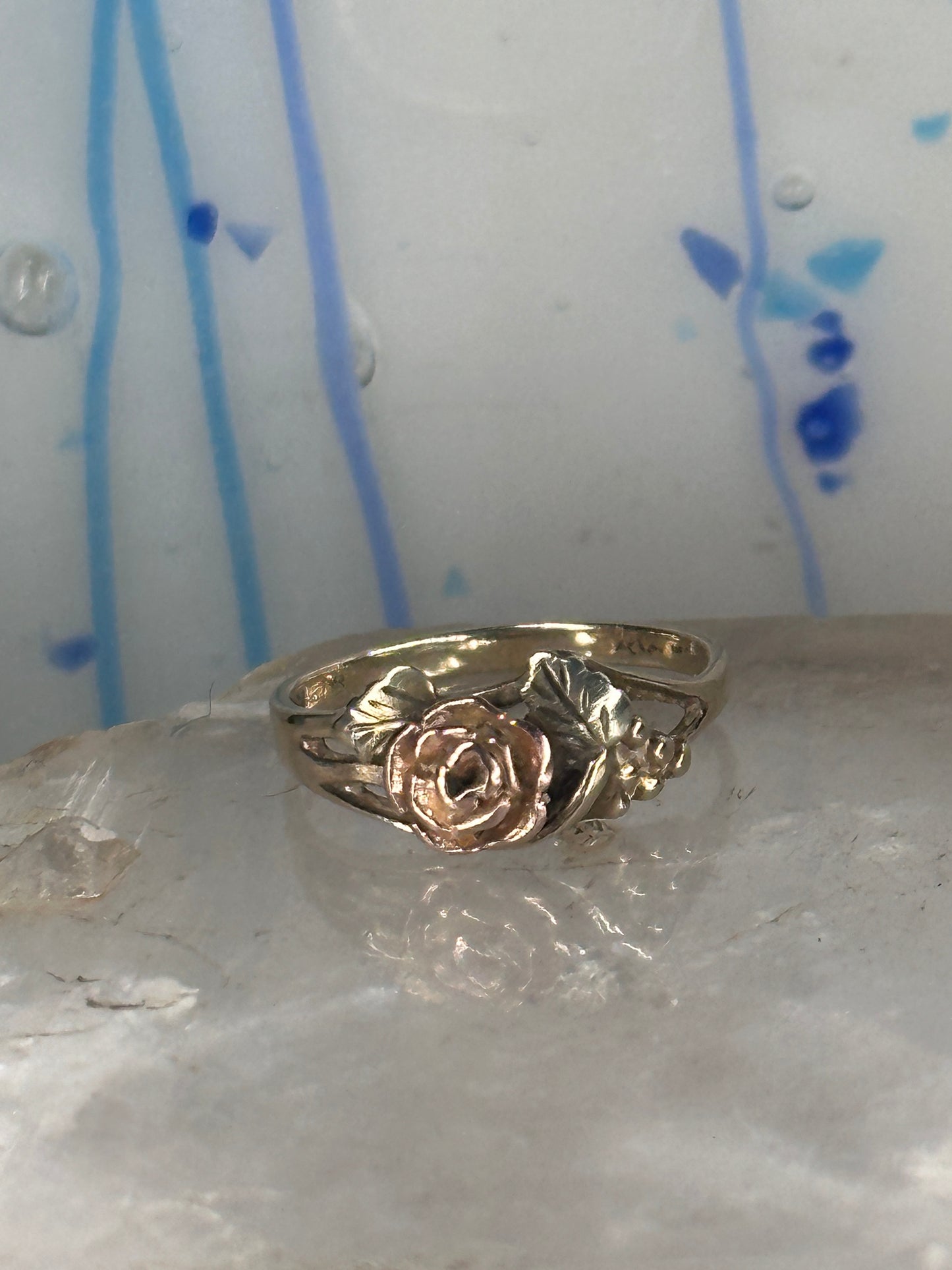 Black Hills Gold ring rose band size 4.75 10K Valentine women girls