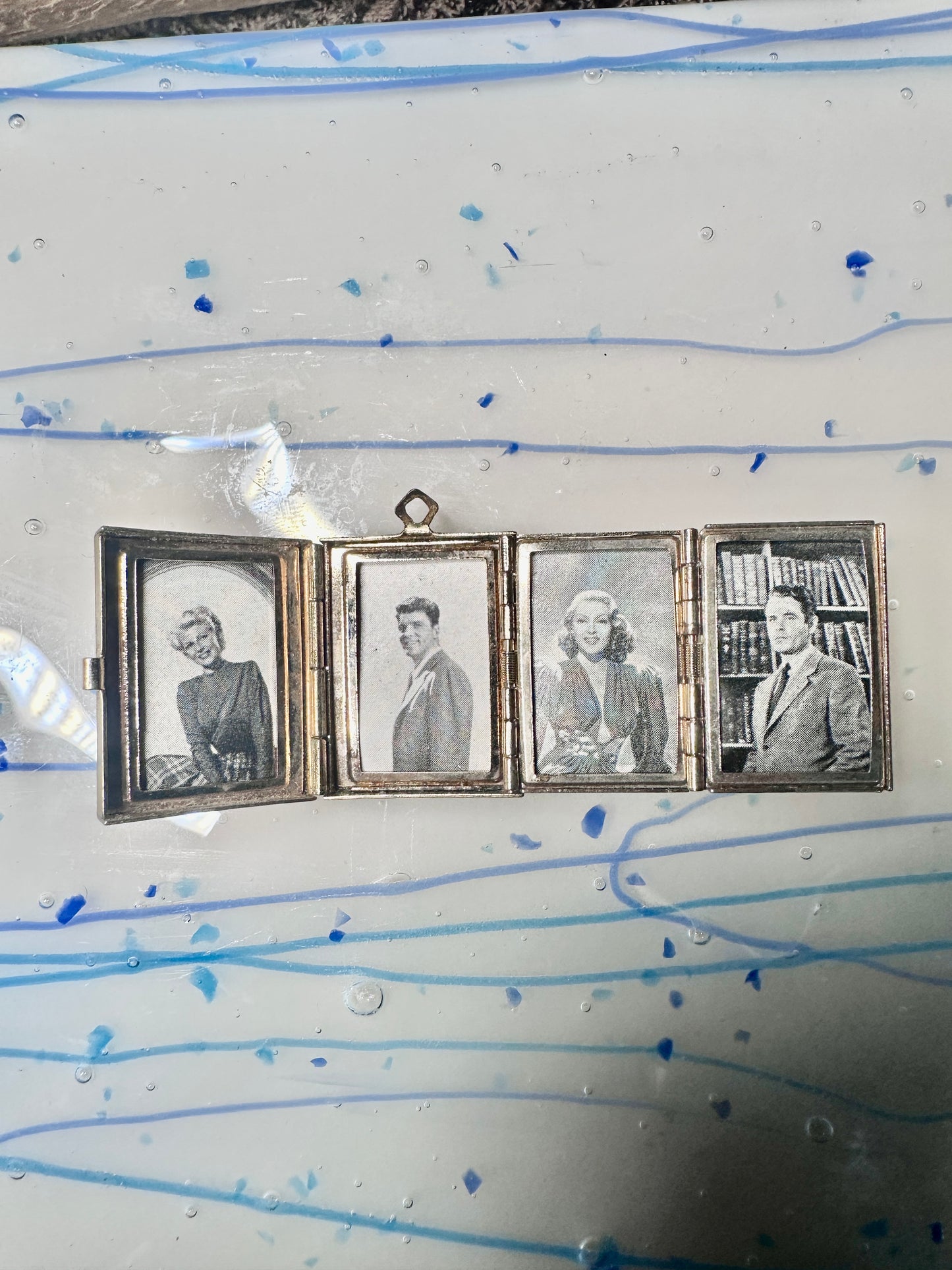 Vintage Multiple photo locket 4 or less pendant women with vintage photos