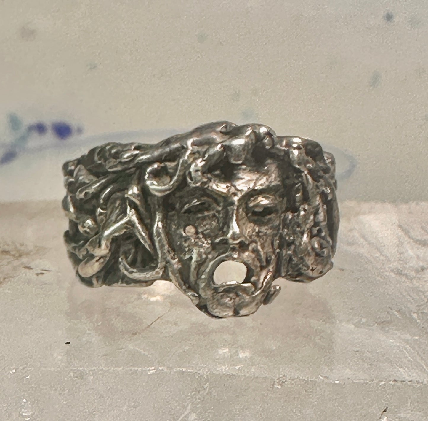 Man face ring brutalist band size 6.5 sterling silver women