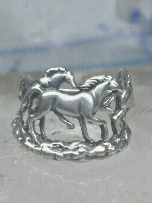 Vintage Sterling Silver Running Wild Horses Band Ring Size 6.75