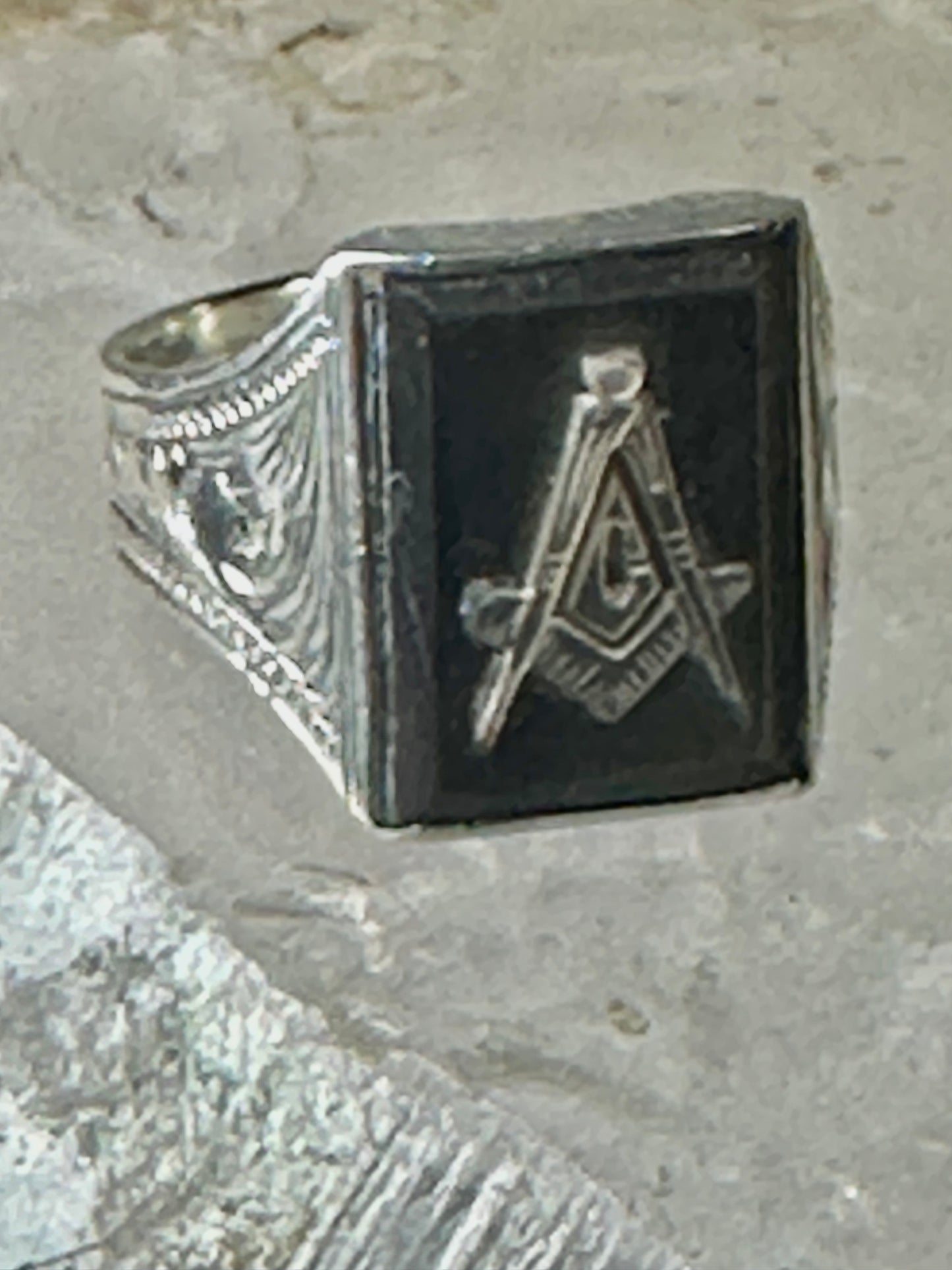 Masonic ring Mother of pearl Mason carved compass size 8.50 sterling silver women men