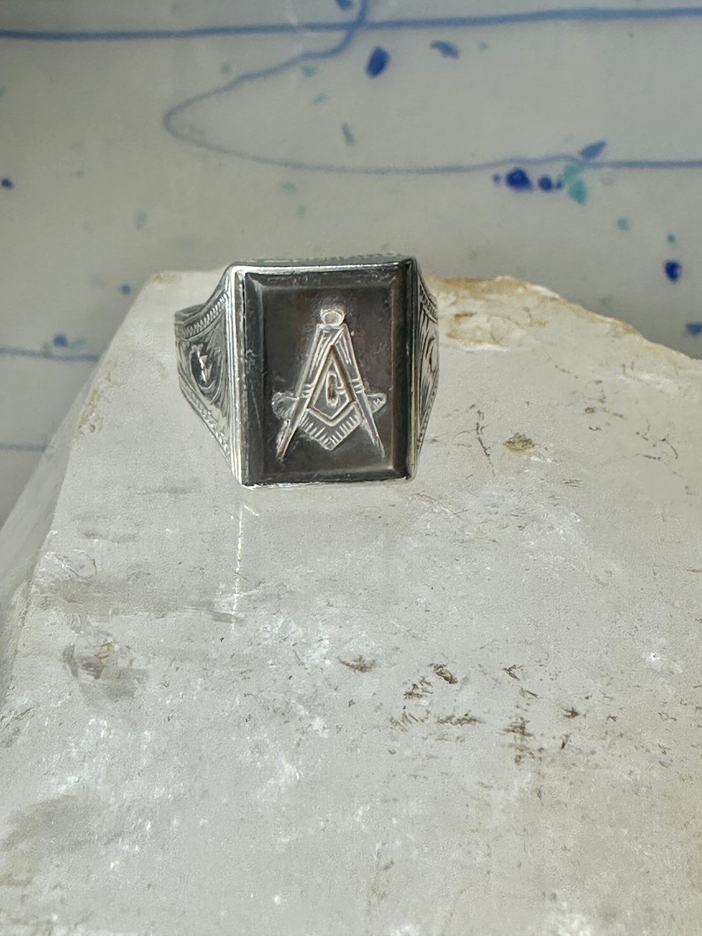 Masonic ring Mother of pearl Mason carved compass size 8.50 sterling silver women men