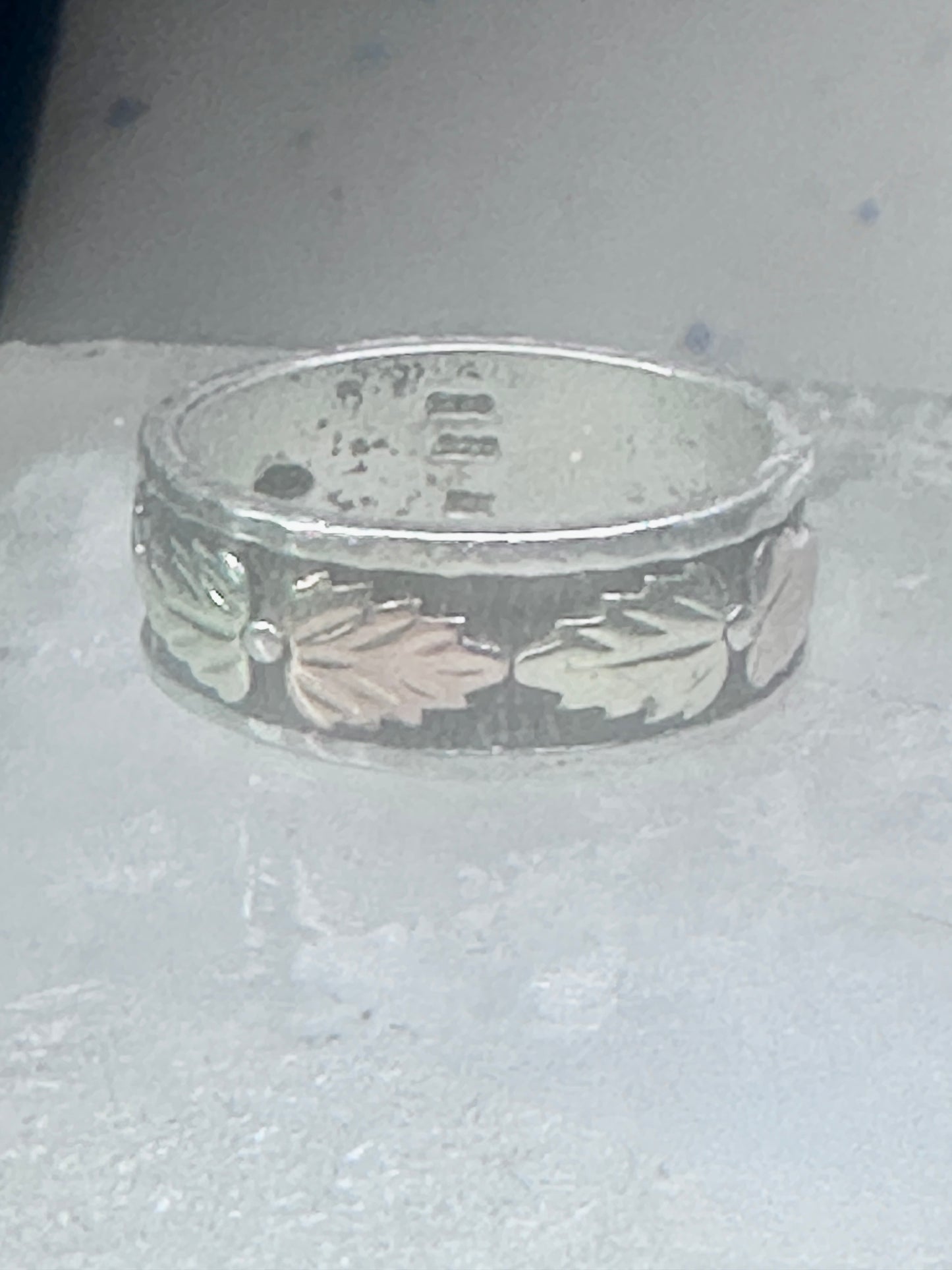 Black Hills Gold Ring wedding leaves band size 5.25 sterling silver women pinky