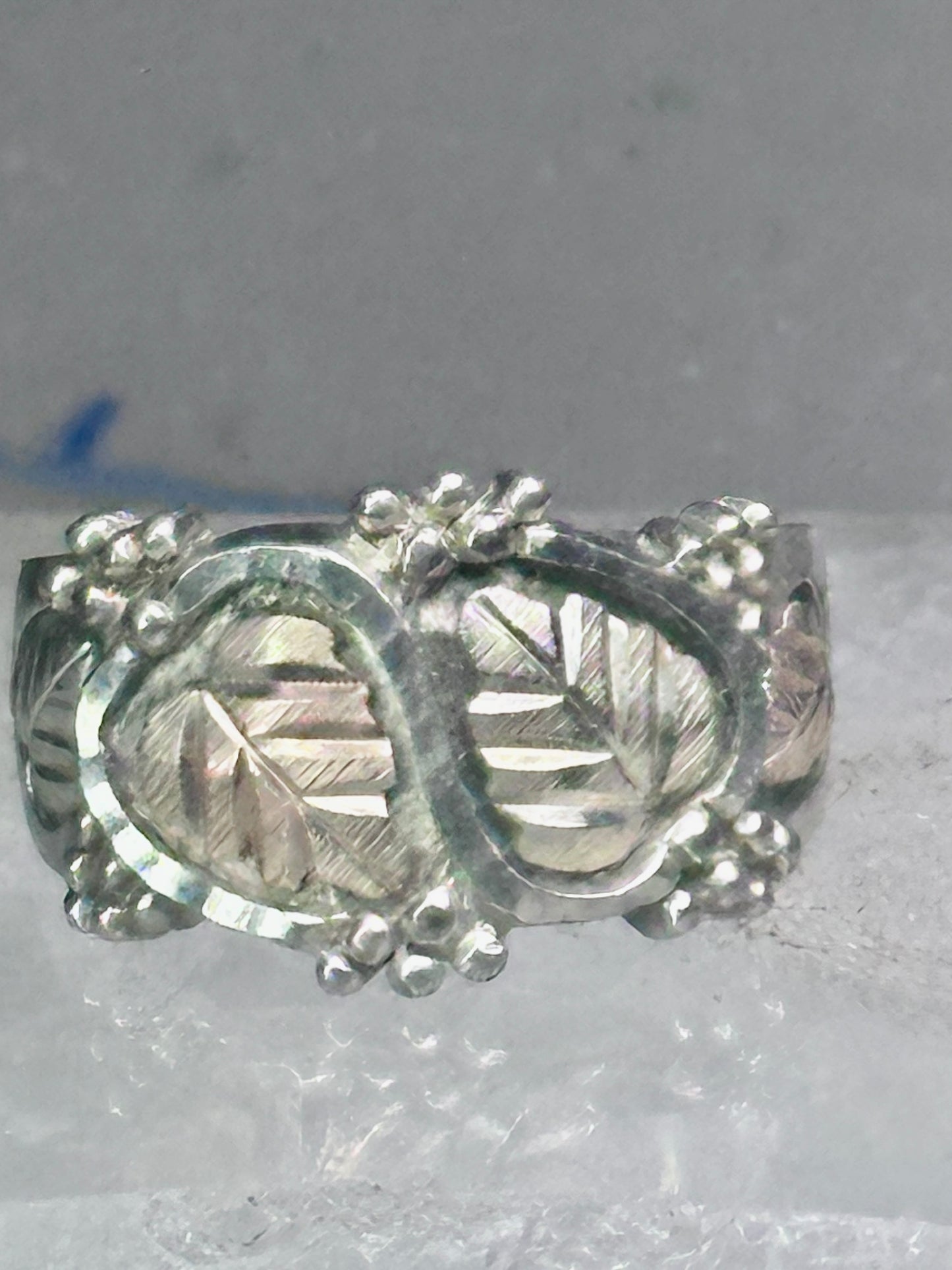 Black Hills Gold Ring leaves wedding band size 7.75 sterling silver women men