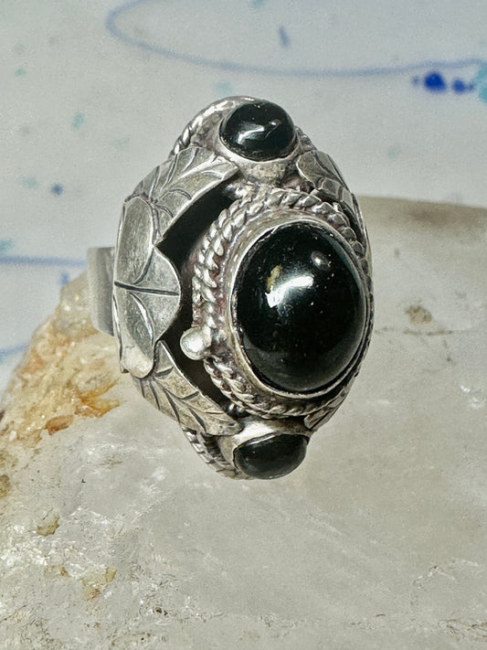 Poison ring obsidian ? leaves  band size 7 sterling silver women girls