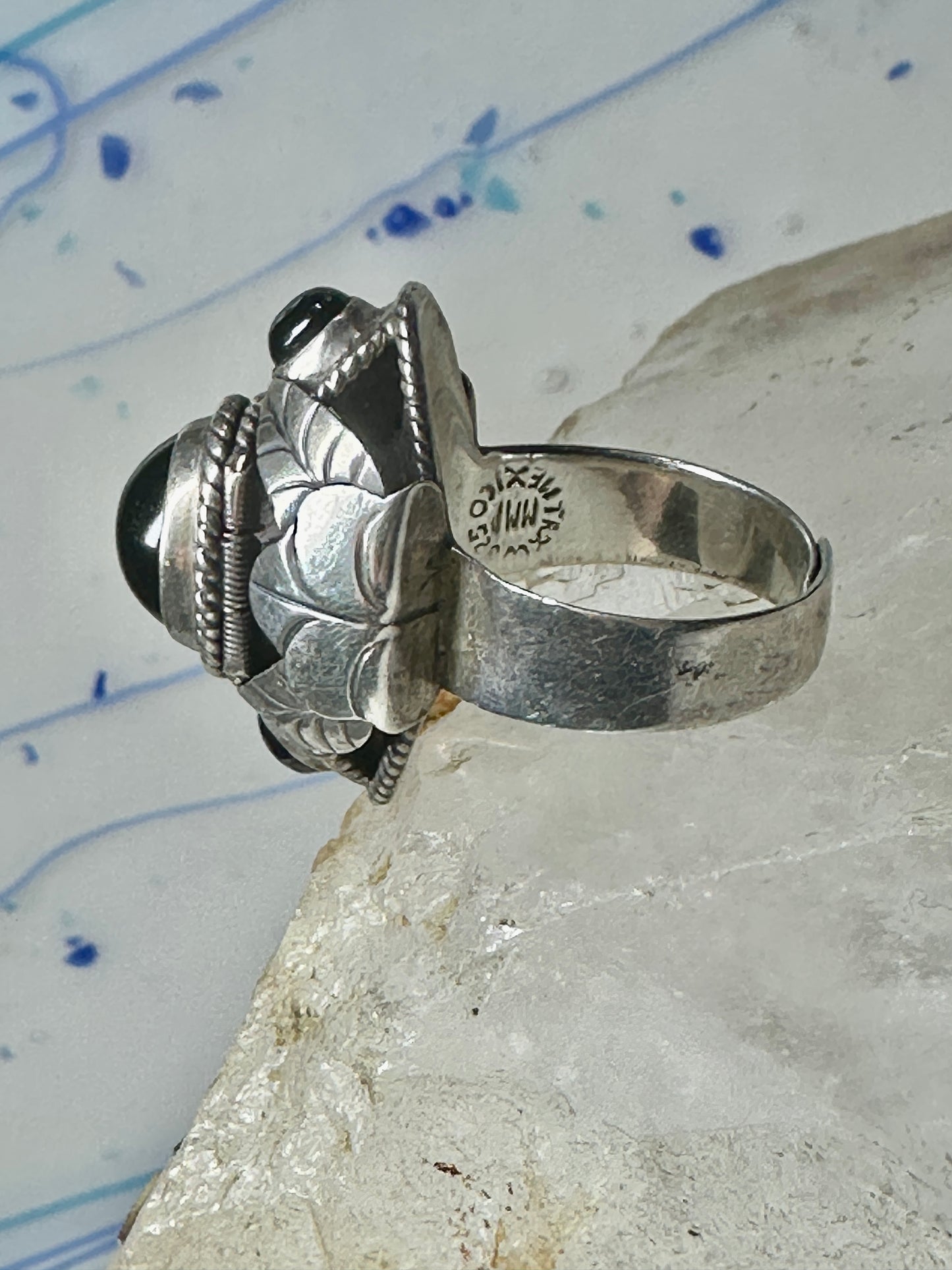 Poison ring obsidian ? leaves  band size 7 sterling silver women girls