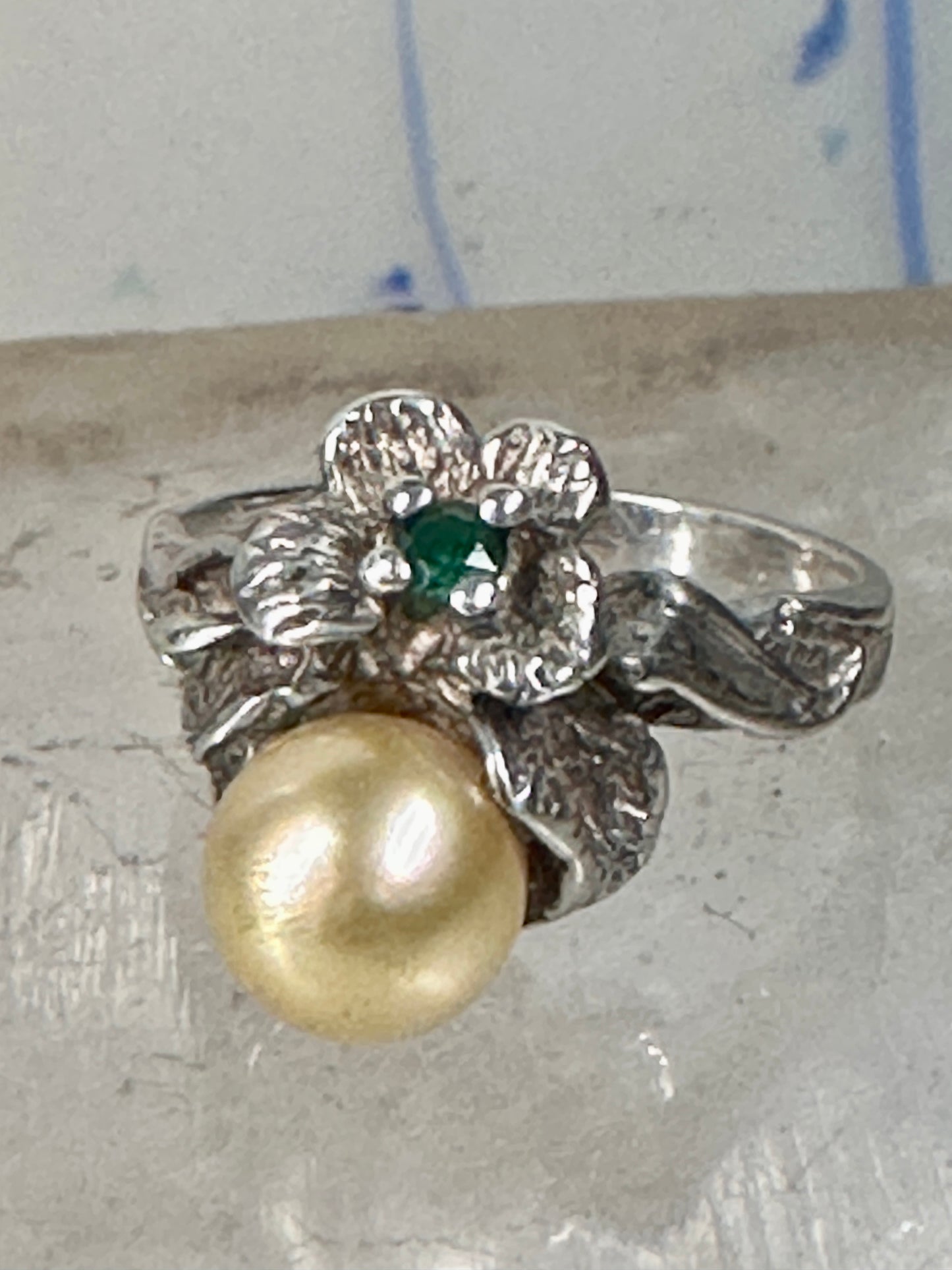Flower ring Freshwater Pearl band green stone Art Deco Size 5 Sterling Silver women
