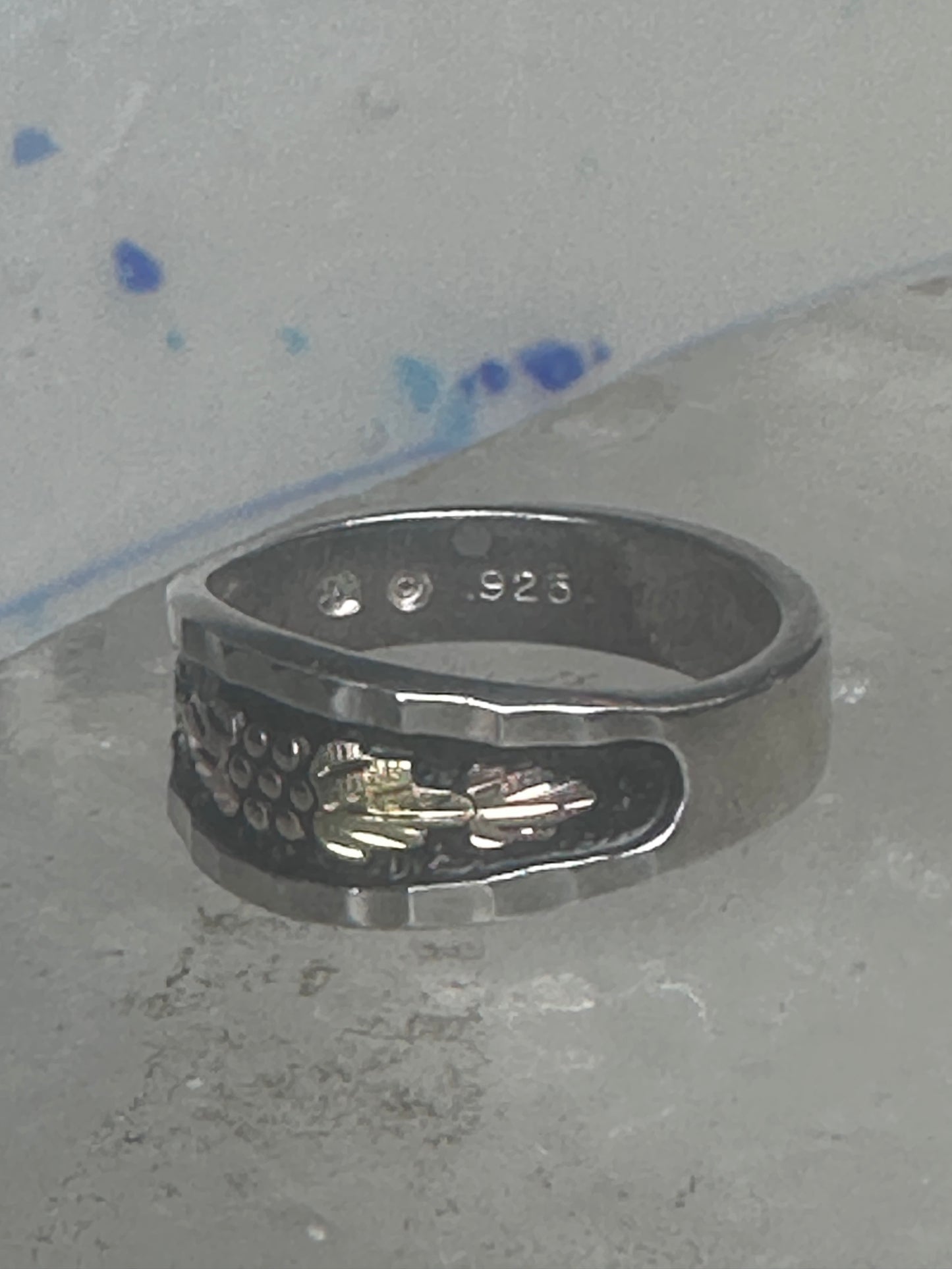 Vintage Black Hills Gold Sterling Silver Grape Leaves Band Ring Size 7.75 5.2g