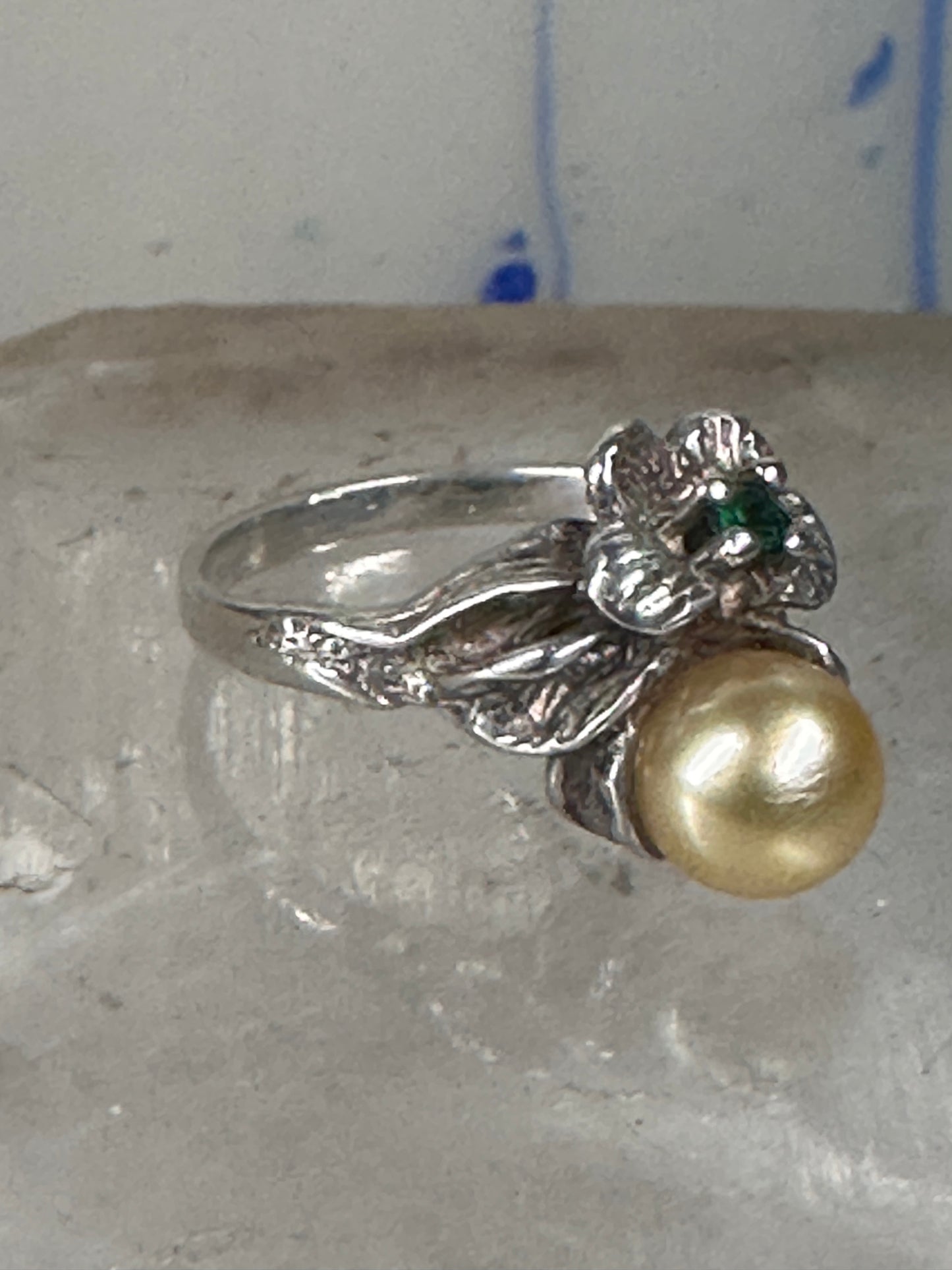 Flower ring Freshwater Pearl band green stone Art Deco Size 5 Sterling Silver women