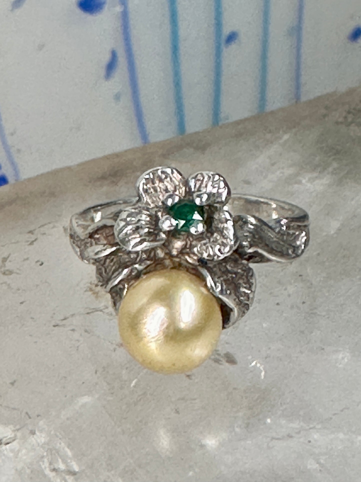 Flower ring Freshwater Pearl band green stone Art Deco Size 5 Sterling Silver women