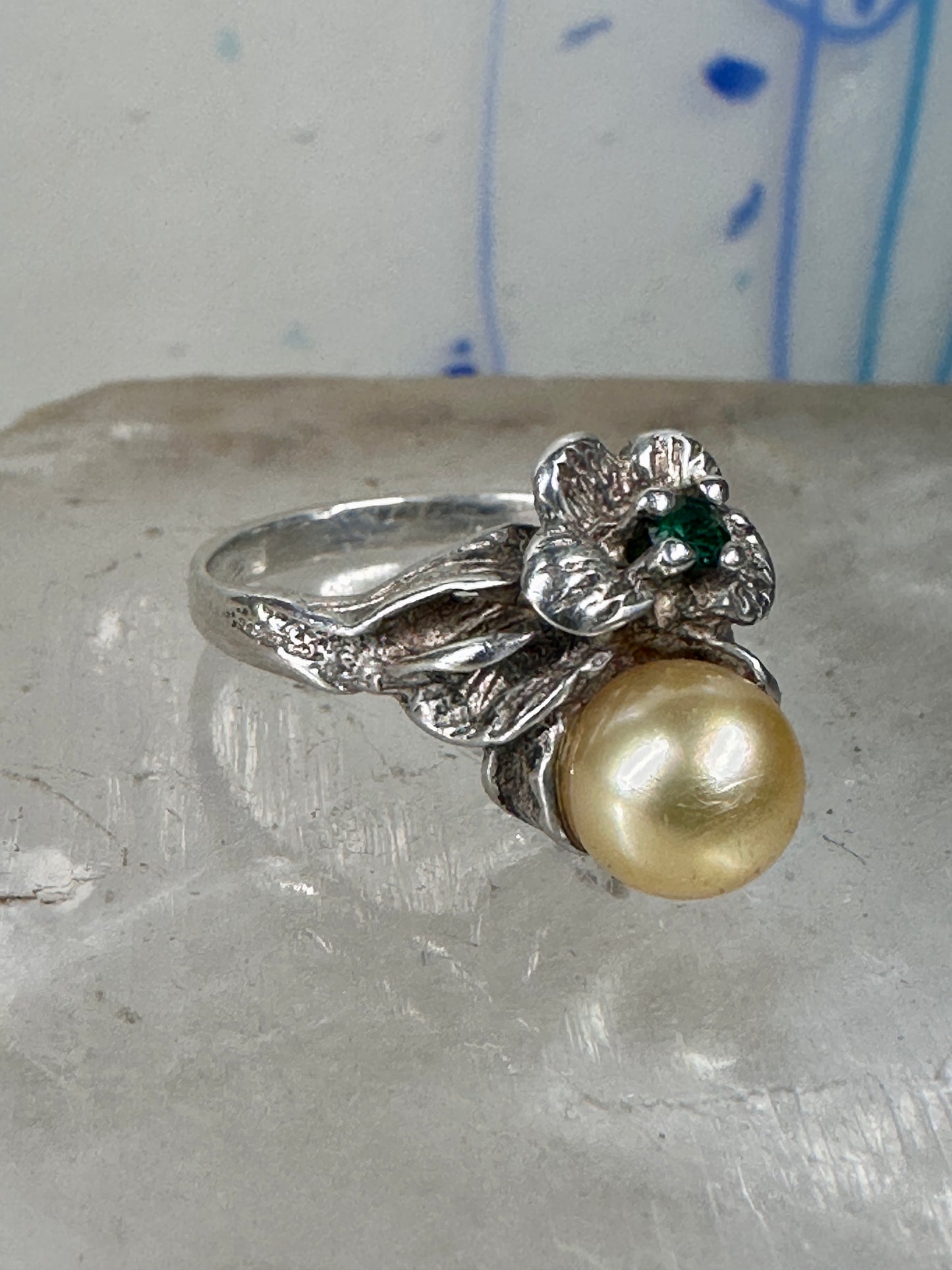 Flower ring Freshwater Pearl band green stone Art Deco Size 5 Sterling Silver women