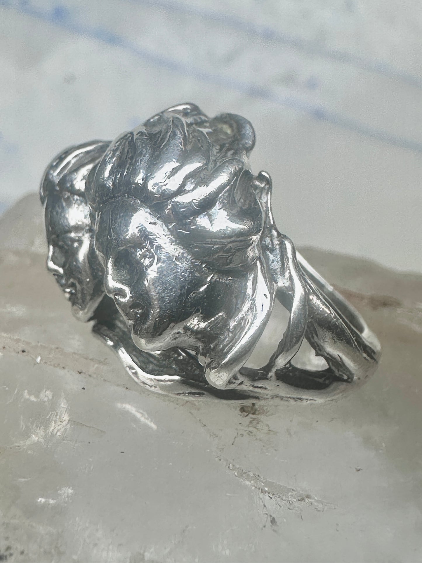 Vintage Sterling Silver Twin Cherub Face Statement Ring Size 5-5.25 Heavy 9.5g