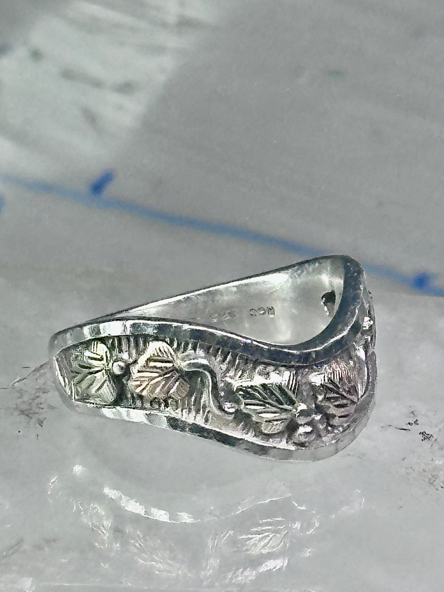 Black Hills Gold Ring leaves wavy band size 8 sterling silver women men