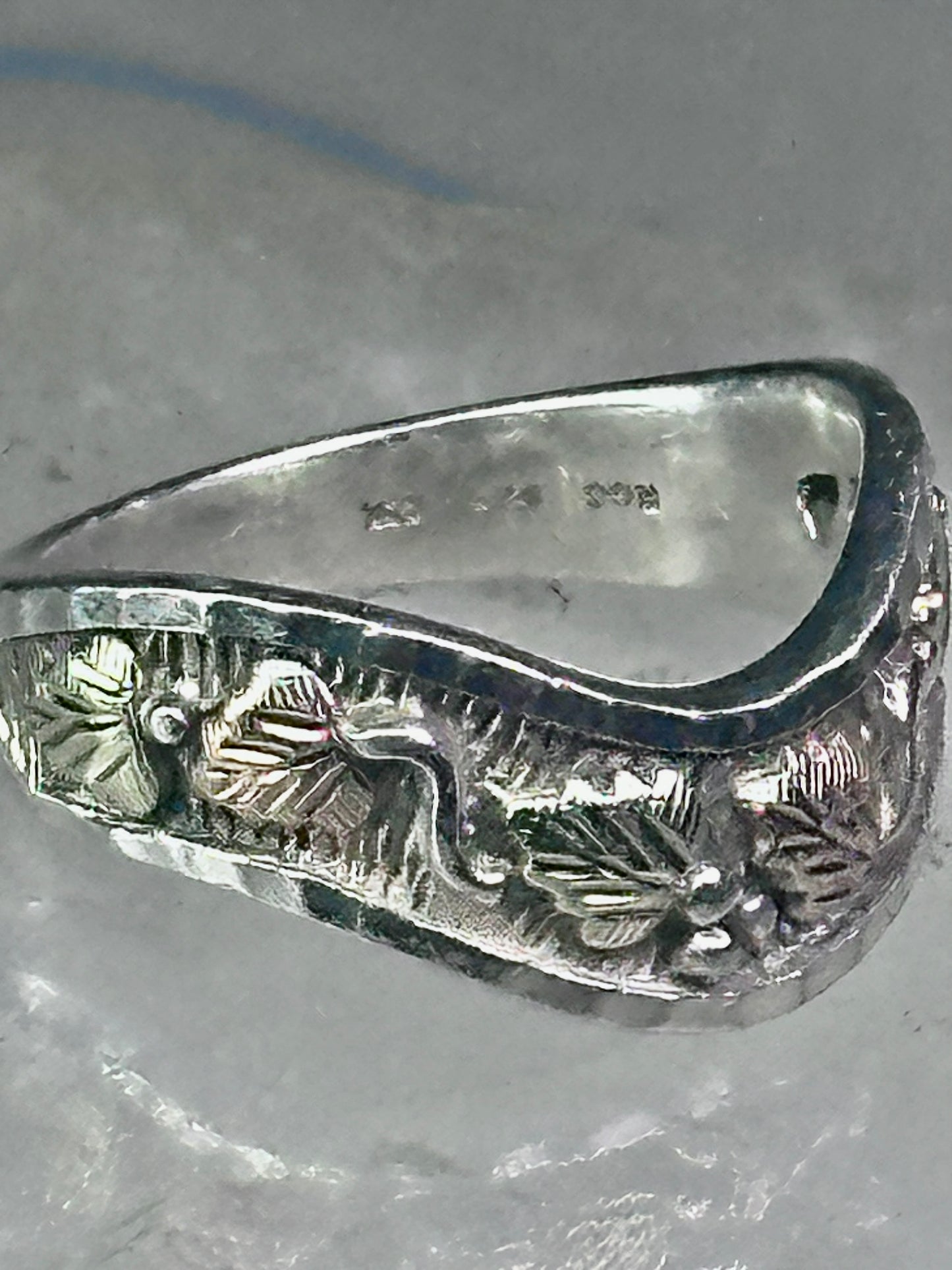 Black Hills Gold Ring leaves wavy band size 8 sterling silver women men