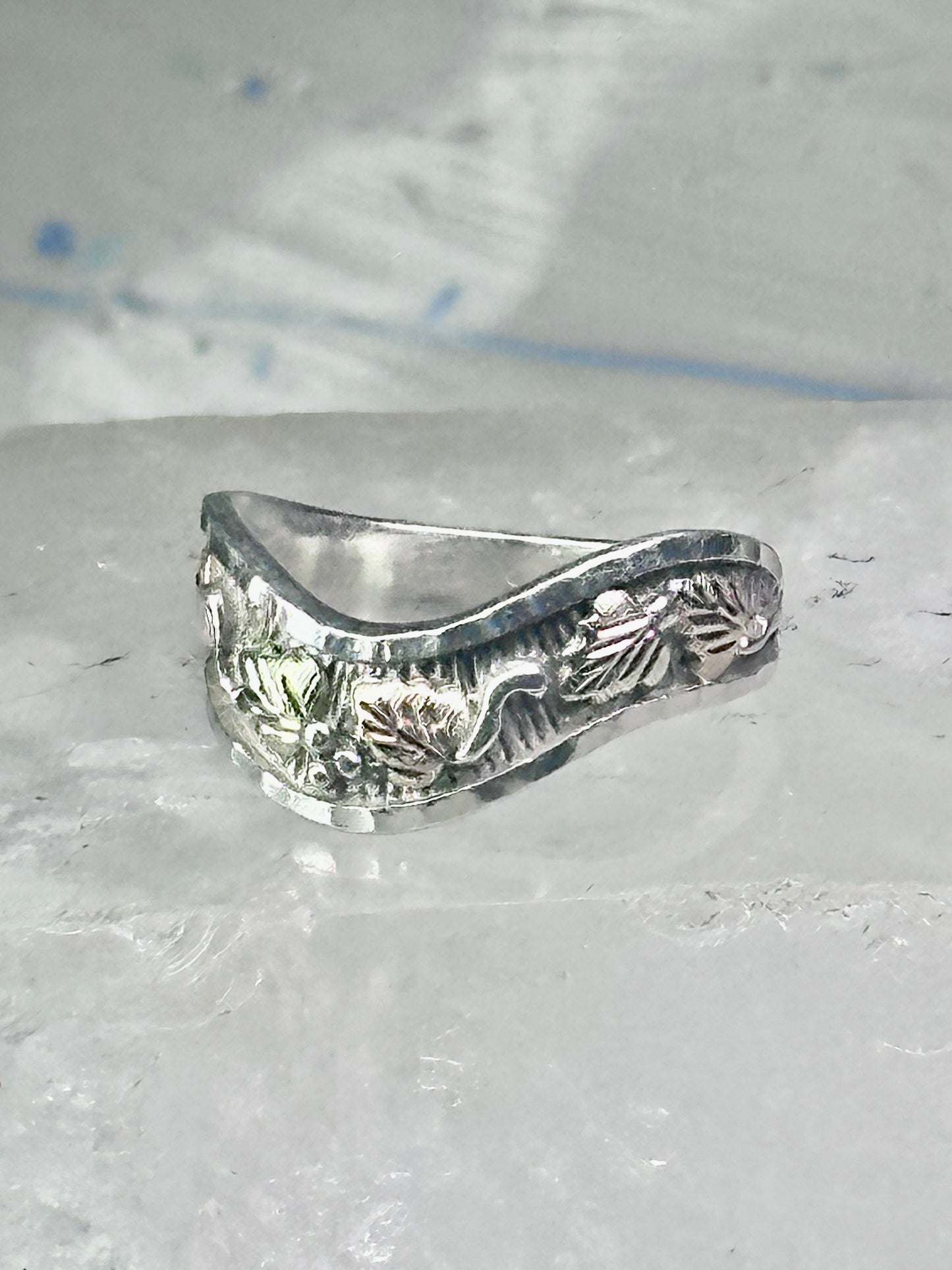 Black Hills Gold Ring leaves wavy band size 8 sterling silver women men