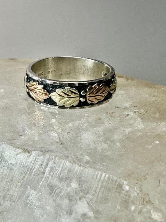 Black Hills Gold ring leaves wedding band Size 10.75 Sterling Silver women men