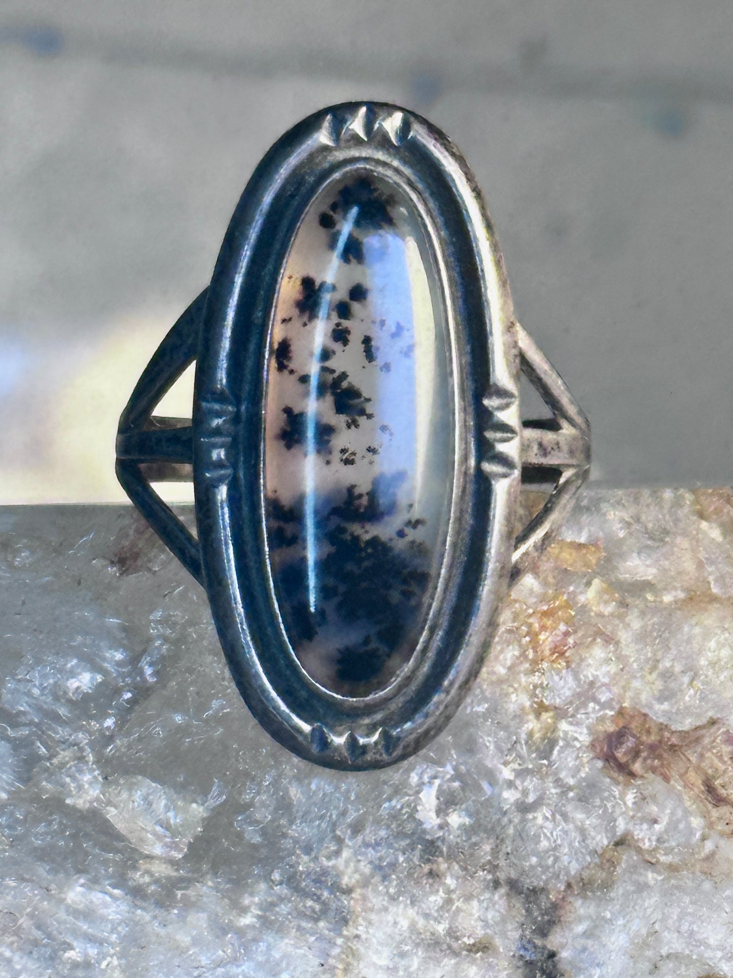 Vintage Long Agate Ring Navajo size 8.25 sterling silver women girls