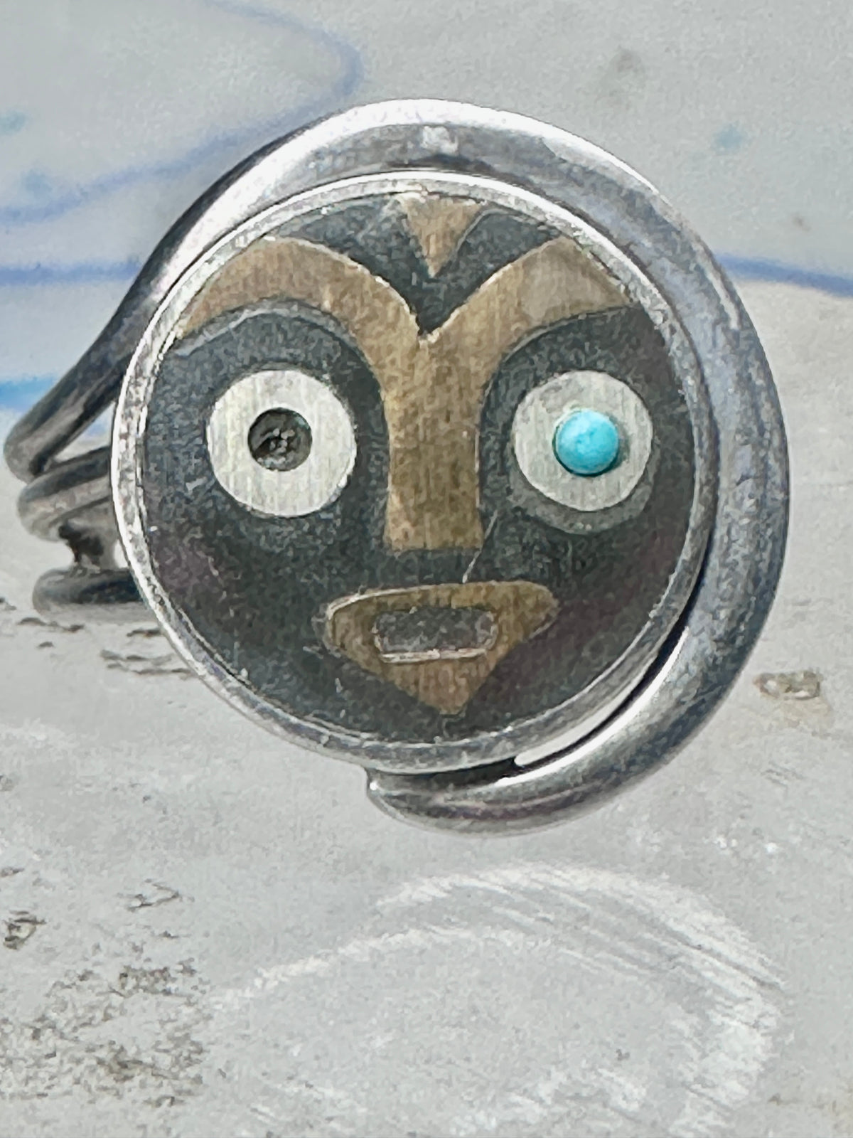 Vintage Mexican Sterling Silver Face Mask Ring Inlay Tribal Statement Band Size 8.75 AS IS
