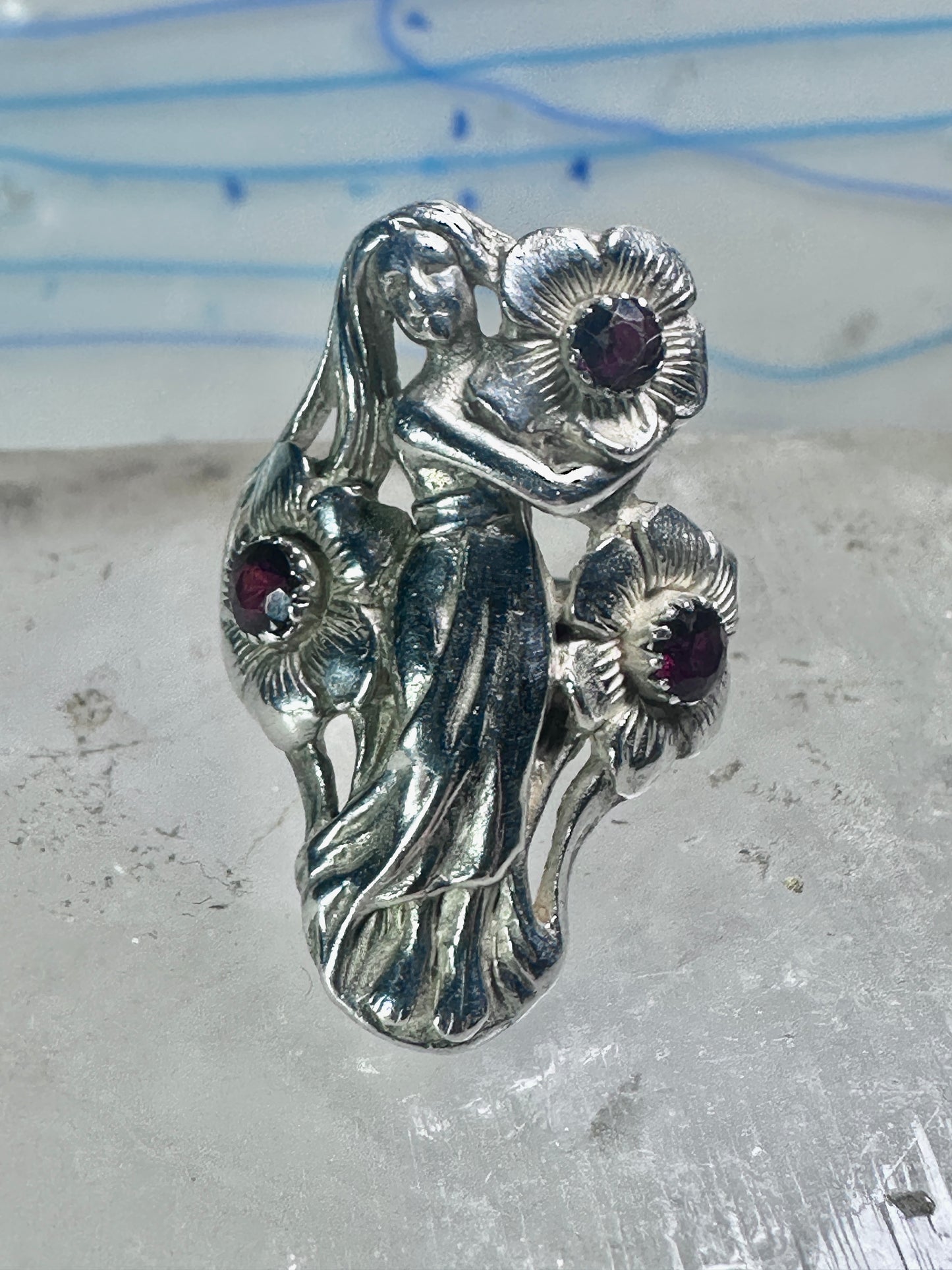 Lady with flowers Ring Art Deco Nouveau band leaves size 8 sterling silver women&nbsp;