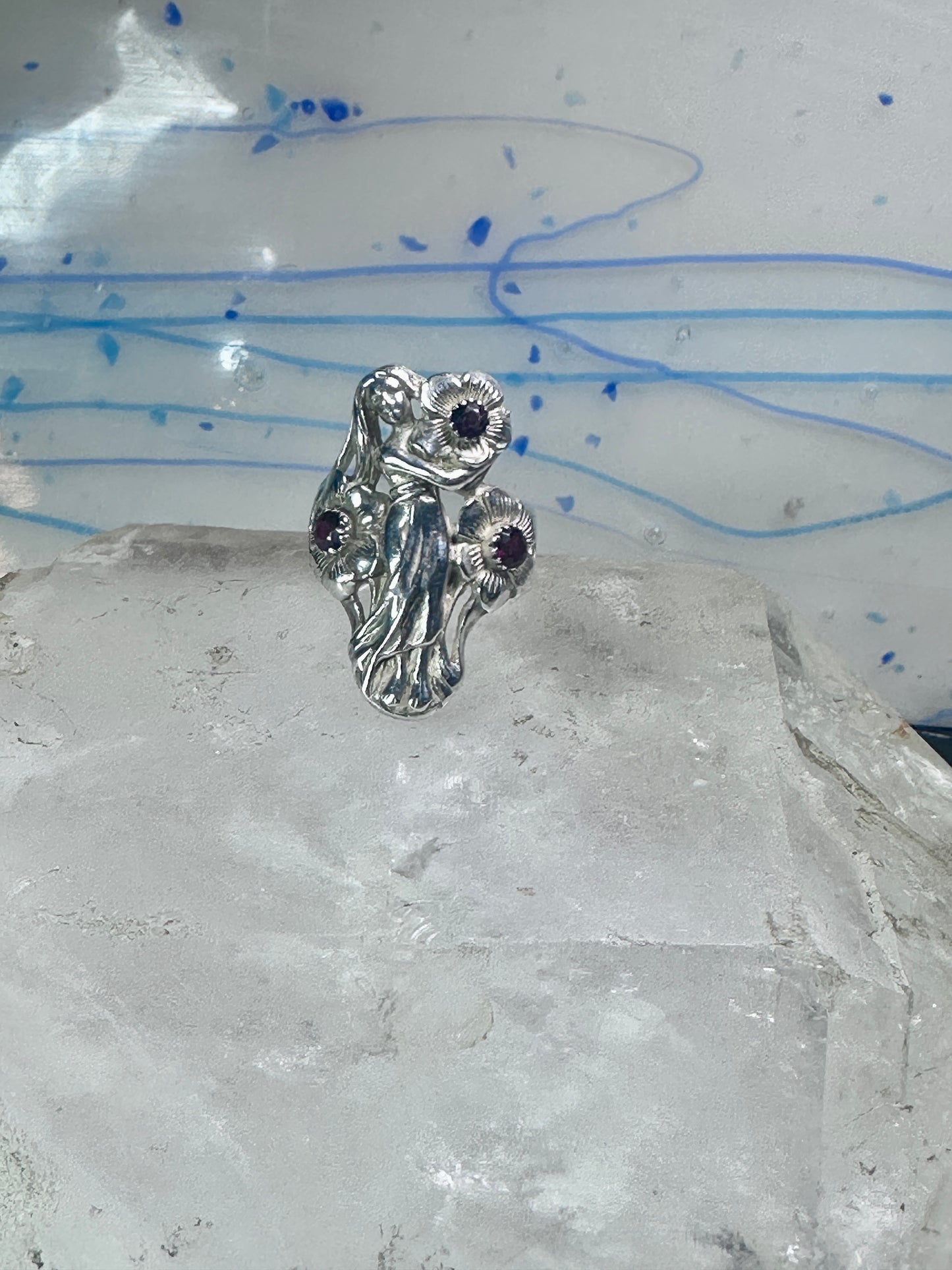 Lady with flowers Ring Art Deco Nouveau band leaves size 8 sterling silver women&nbsp;