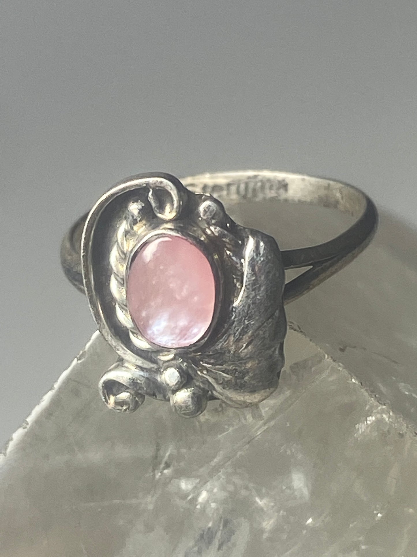 Mother of Pearl ring southwest pinky floral leaves blossom baby children women girls  b