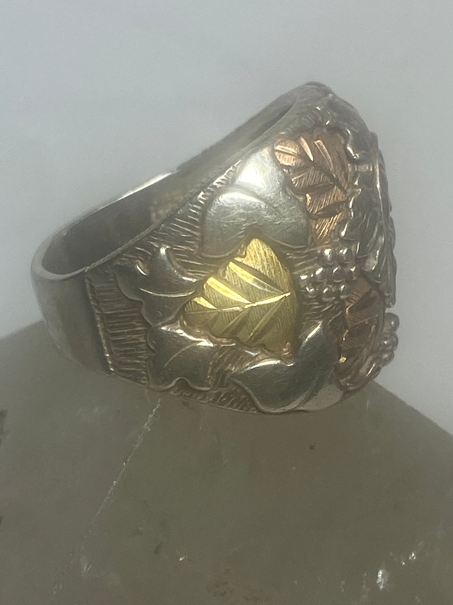 Black Hills Gold ring leaves band sterling silver men women