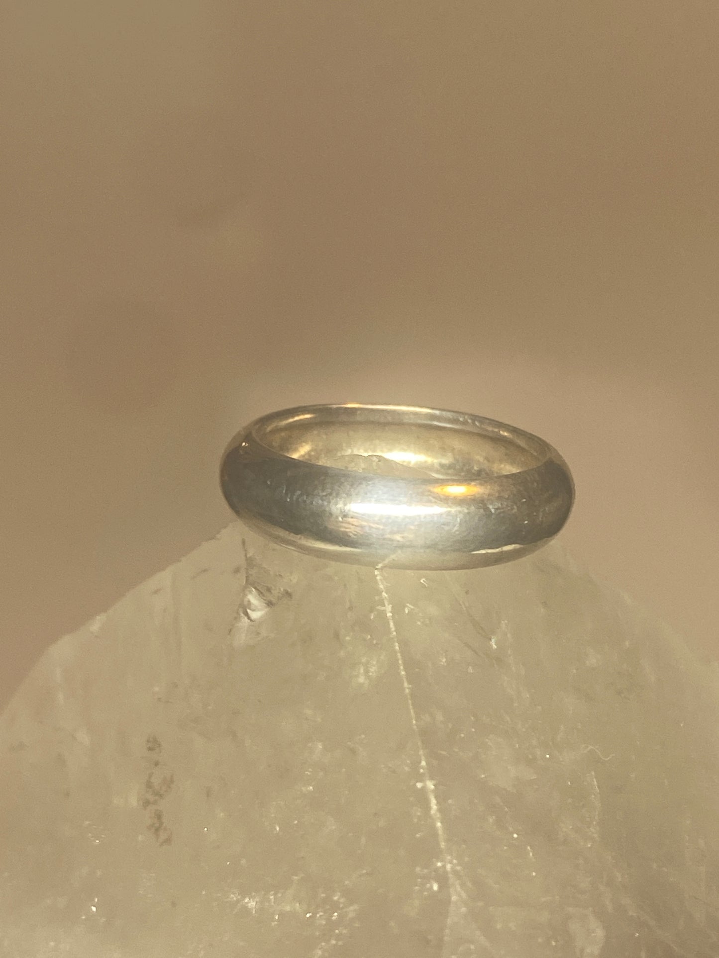 Plain ring wedding band size 5.50 sterling silver  h