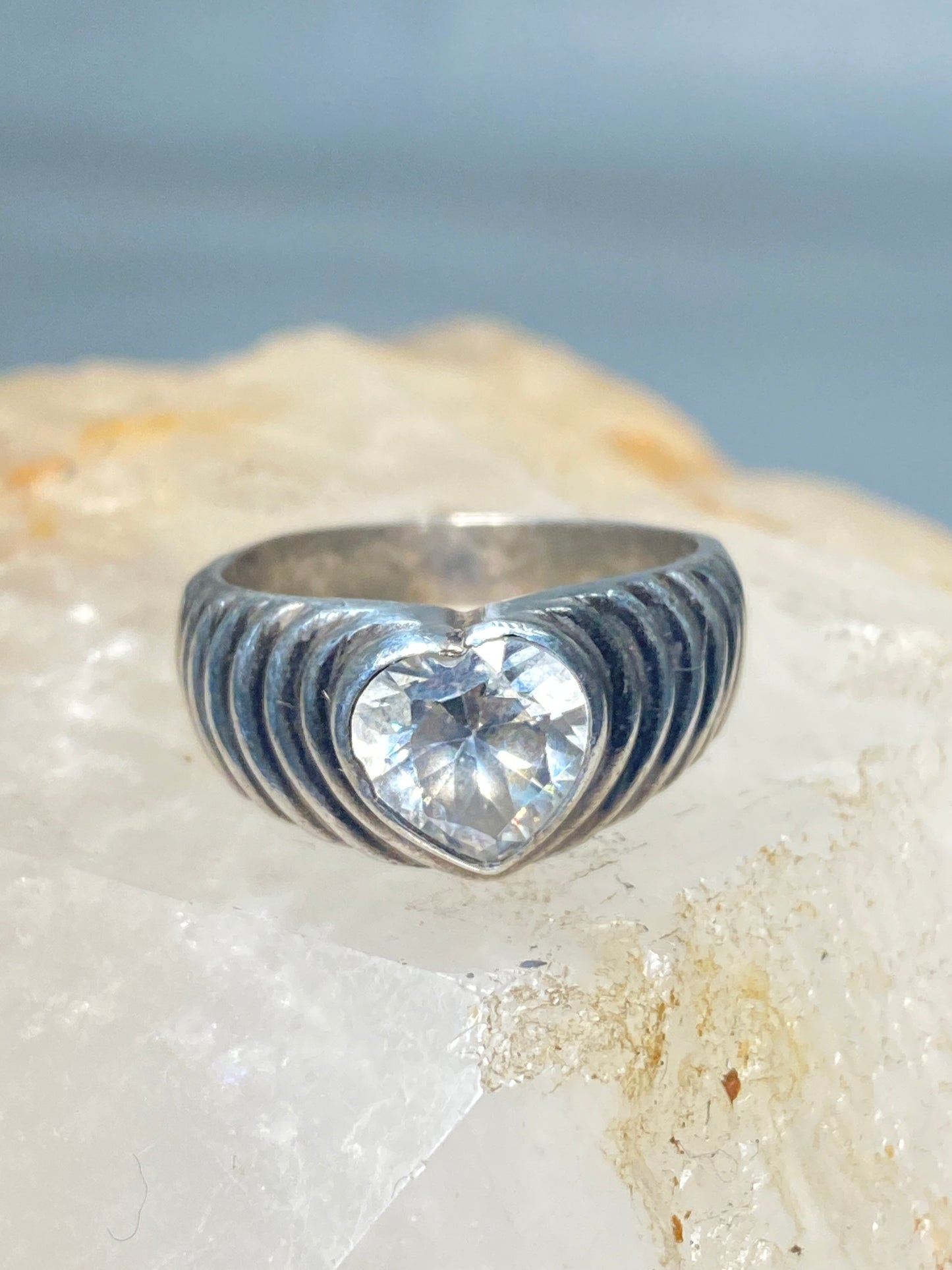 Heart ring size 7.50 love band cocktail sterling silver women