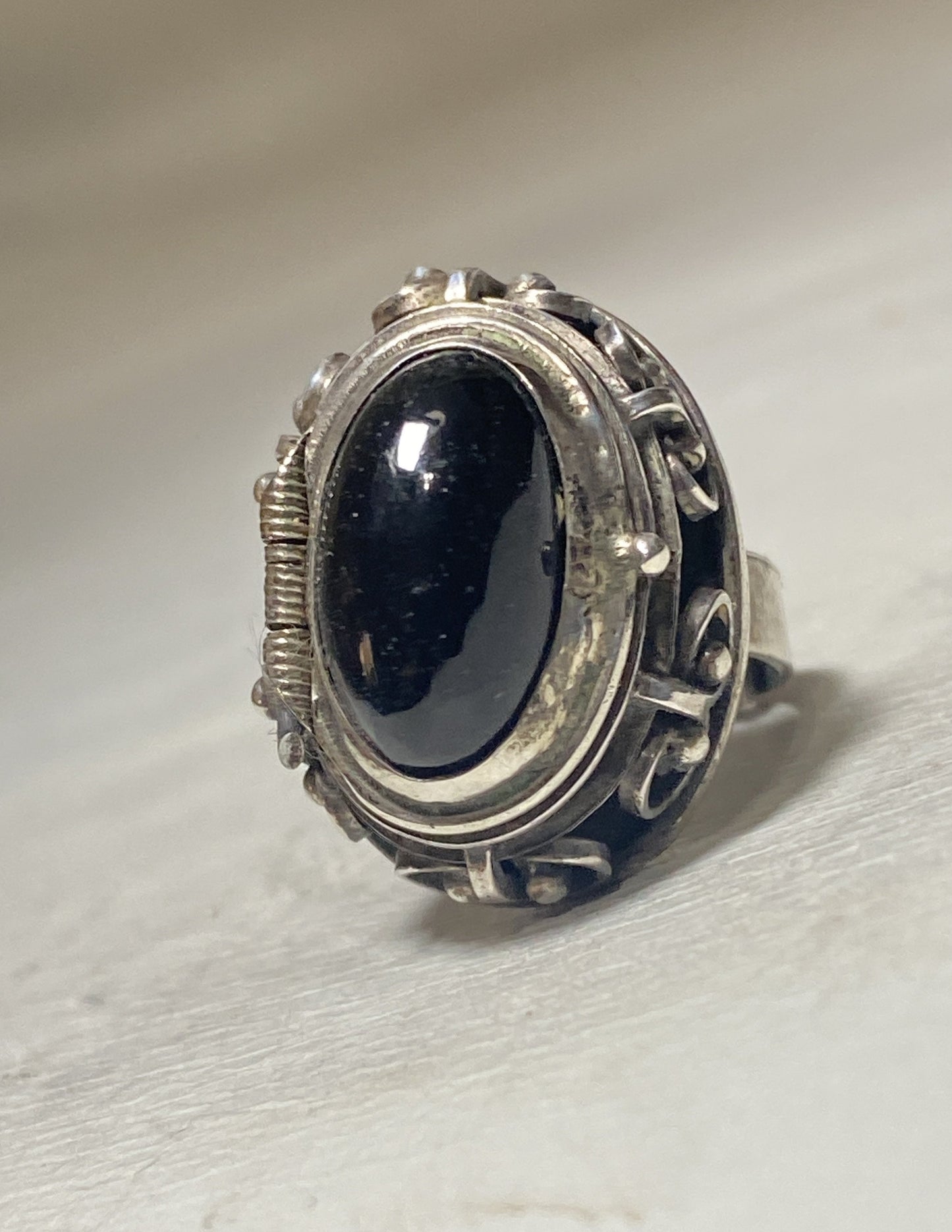 Poison ring Onyx long Mexico southwest sterling silver women