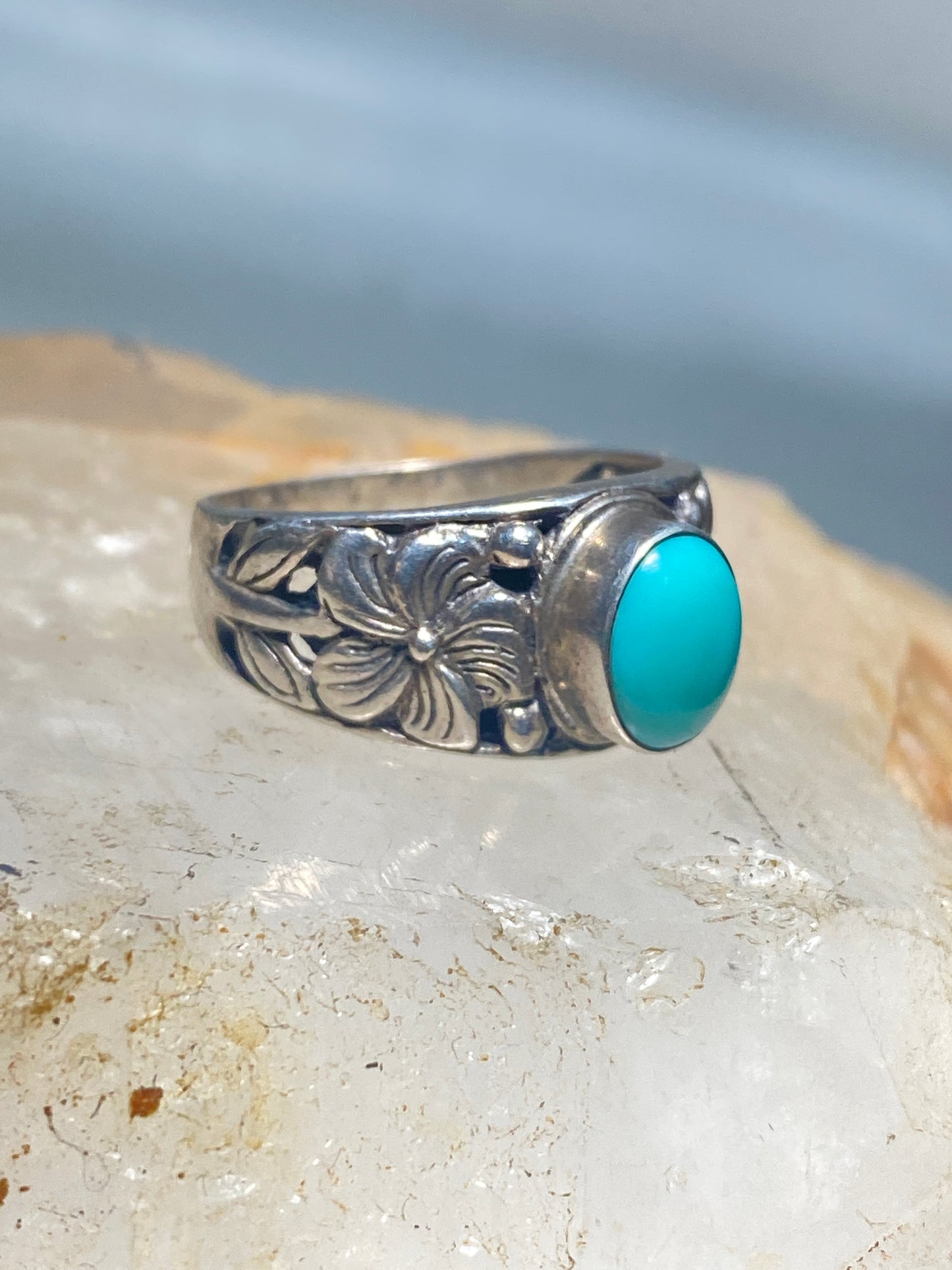 Turquoise ring size 7 floral band  sterling silver women girls