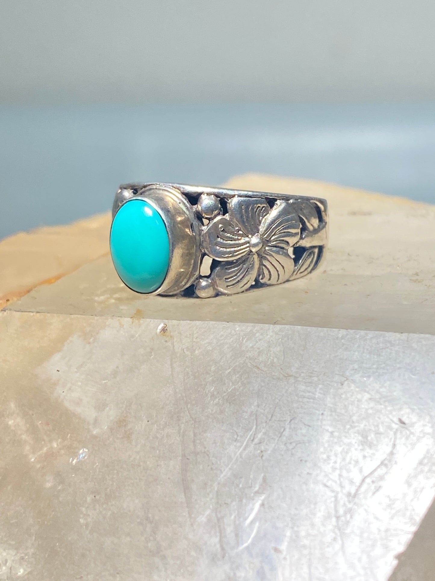 Turquoise ring size 7 floral band  sterling silver women girls