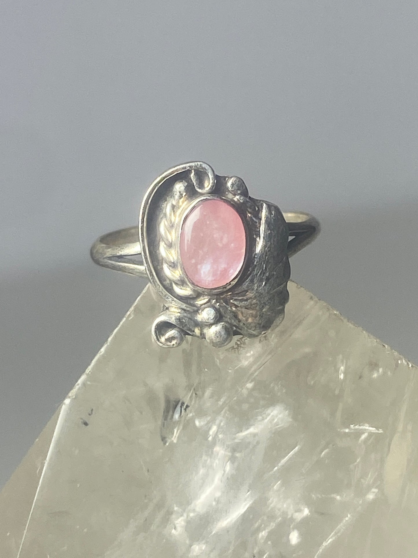 Mother of Pearl ring southwest pinky floral leaves blossom baby children women girls  b