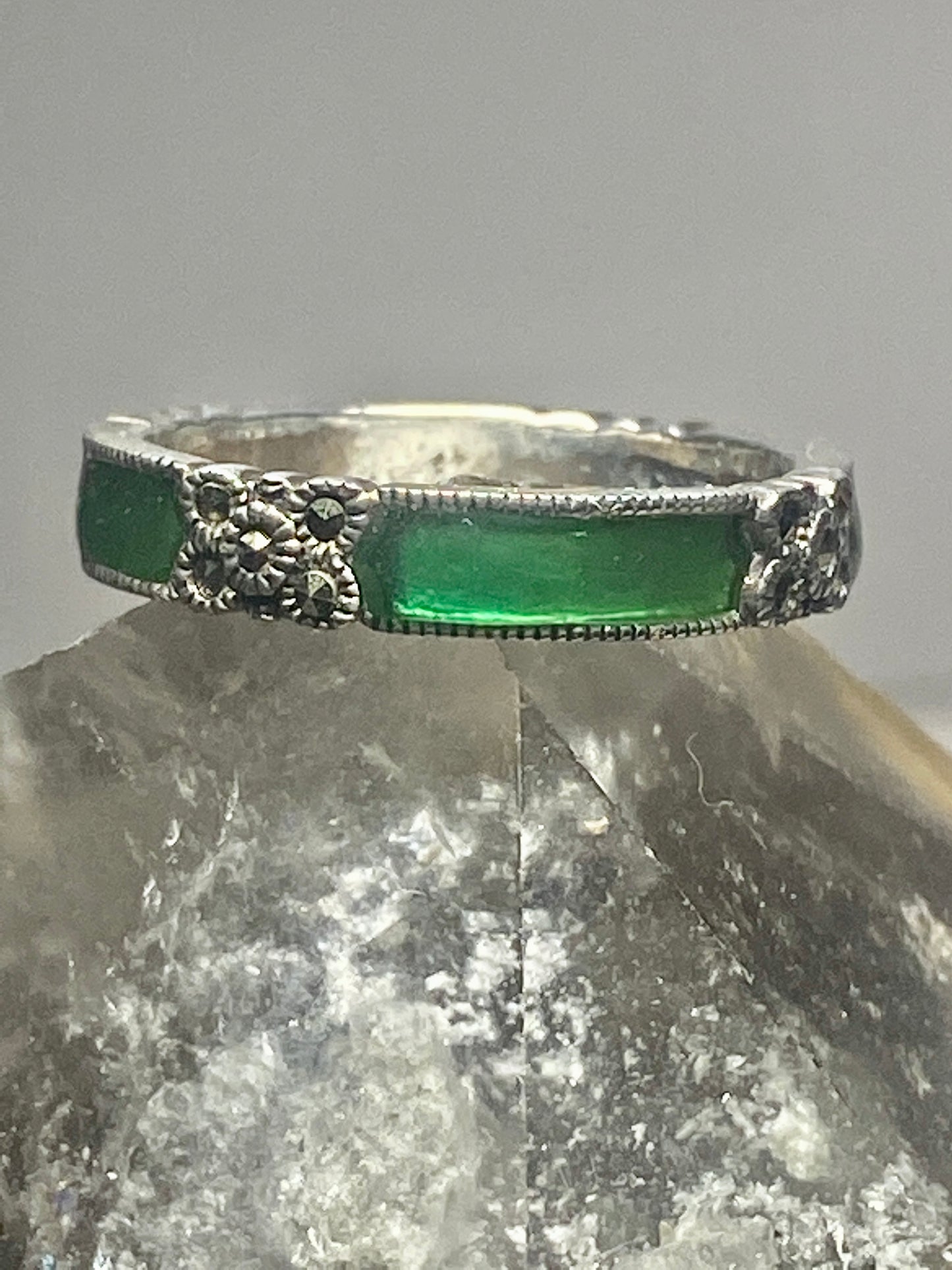 Judith Jack ring size 7.75 marcasites green  stacker band sterling silver women