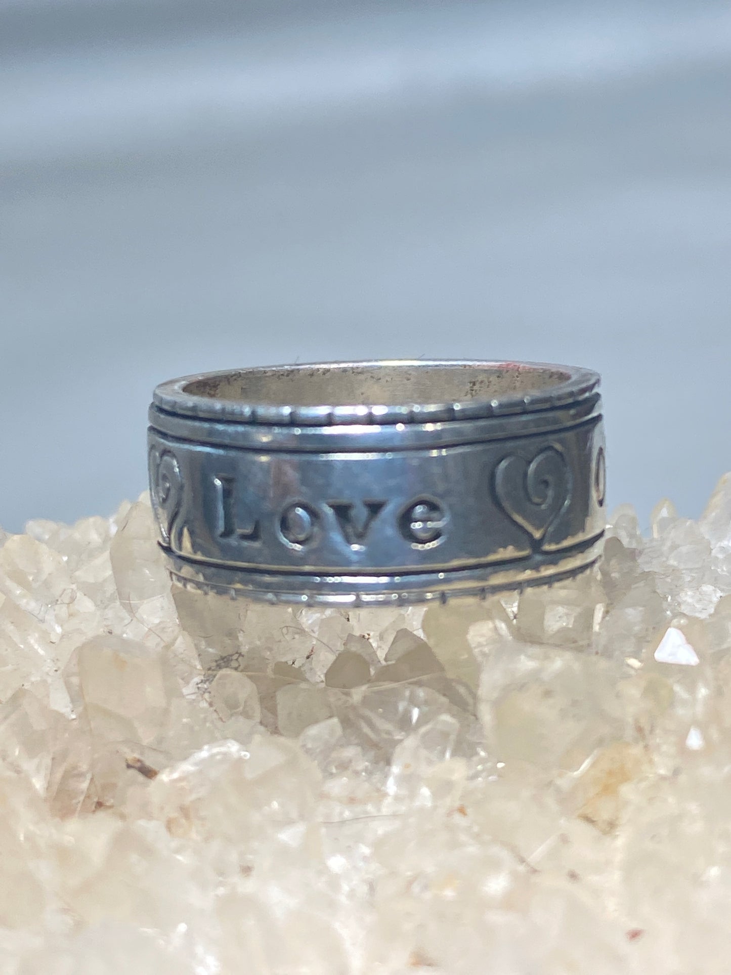 Love One Another ring size 7.50 heart spinner band sterling silver women men