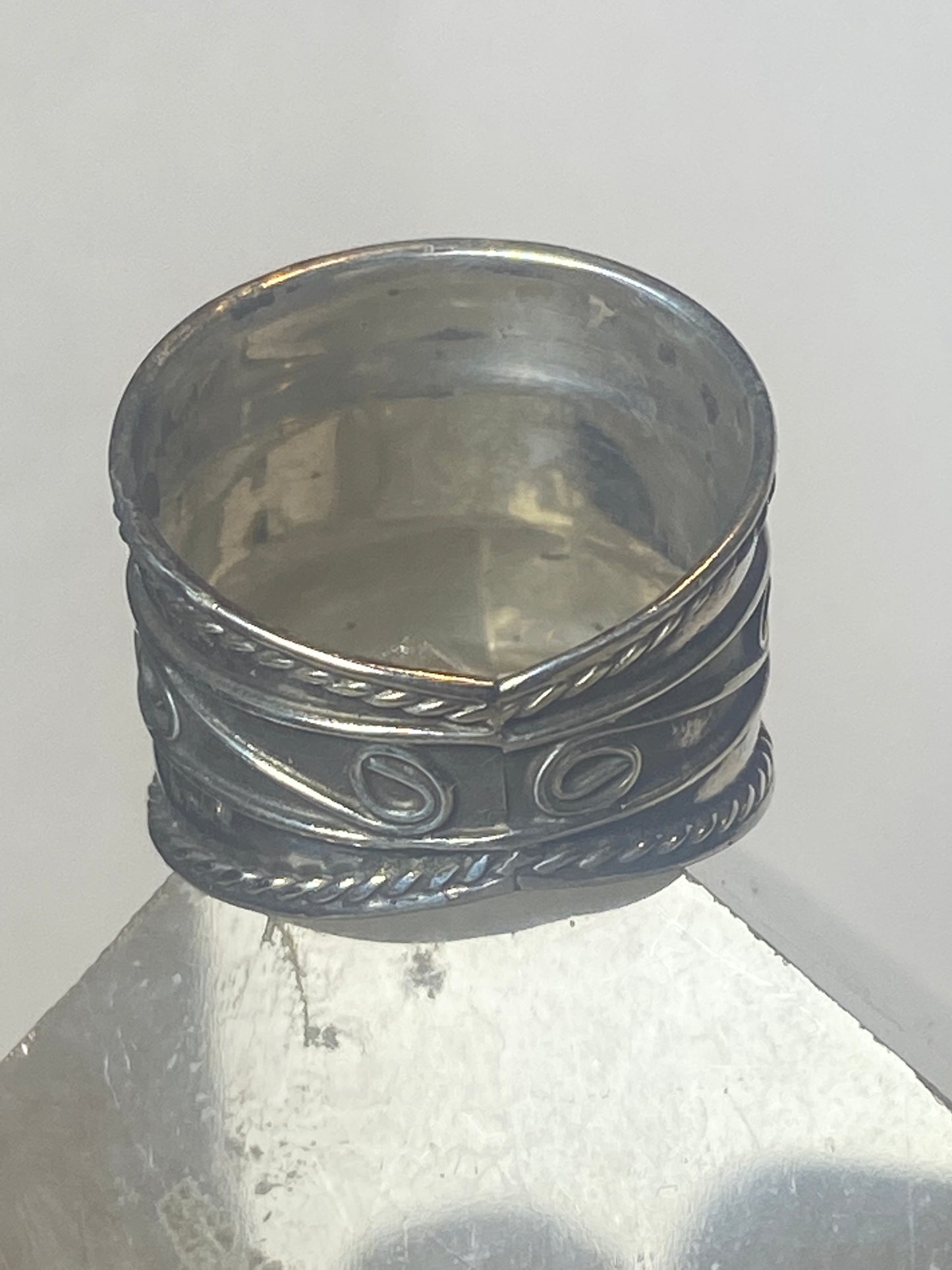 Cigar band  size 7.50 spiral ring sterling silver women girls