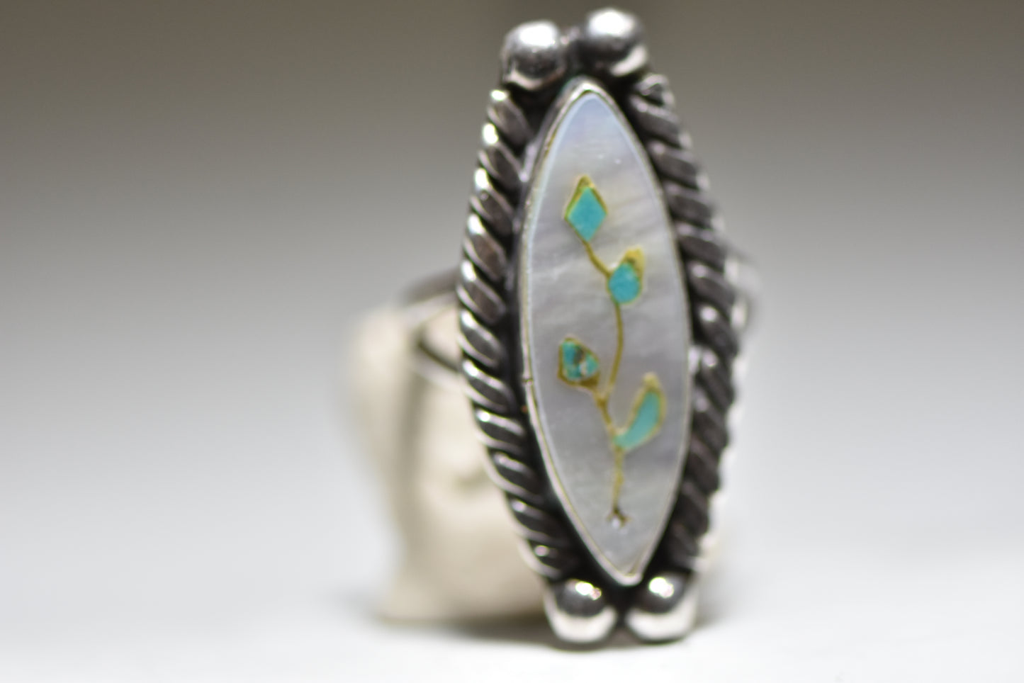 Leaves ring long Navajo mother of pearl southwest sterling silver women