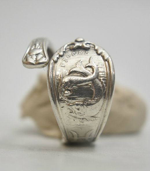 Pisces spoon ring fish February birthday sterling silver  Size 7.75