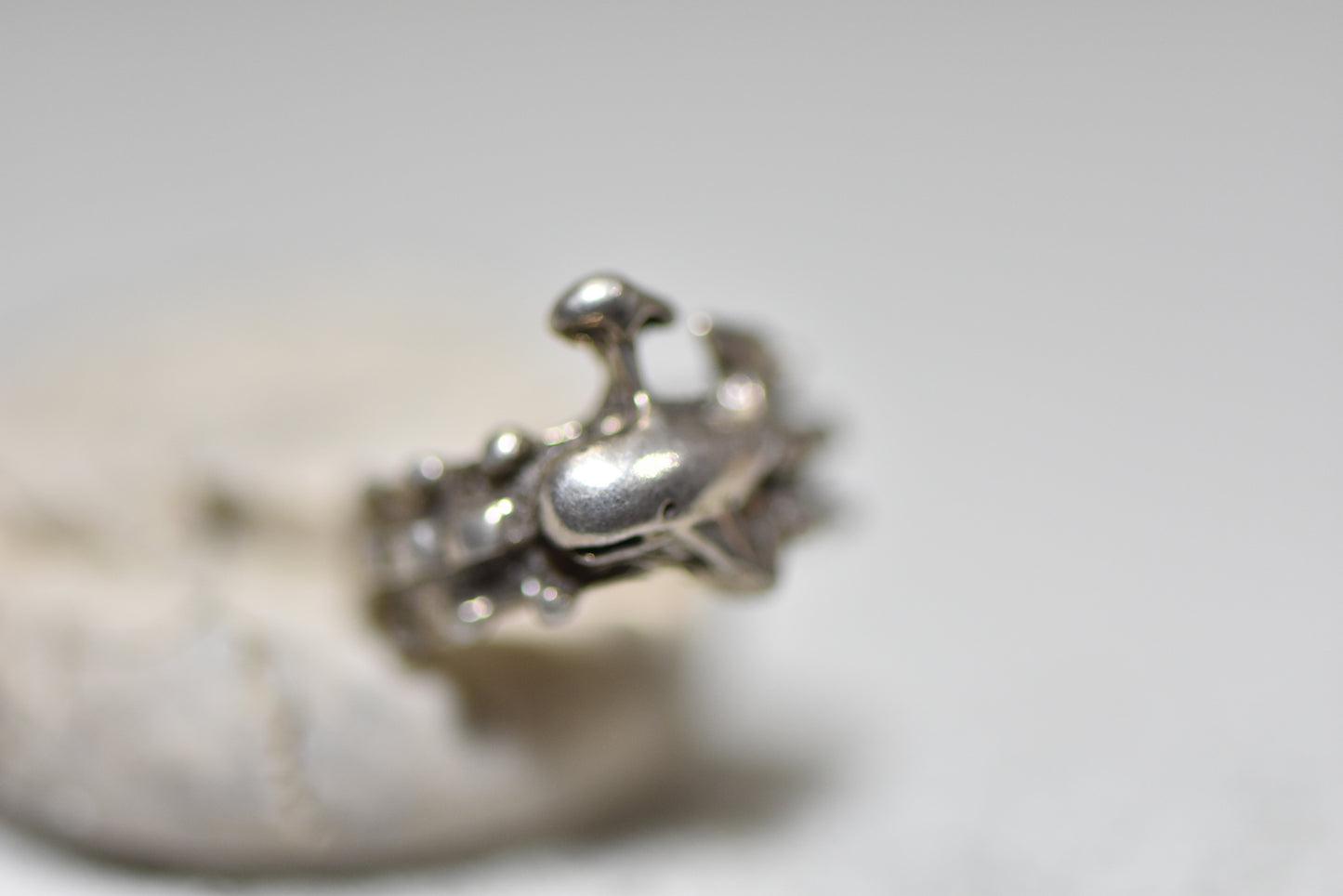 Whale toe ring girl band women sterling silver