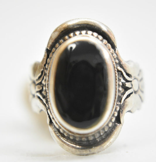 Onyx ring vintage butterfly sterling silver women mourning Size 7.75