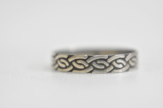 rope ring stacker band slender sterling silver thumb women  Size  8