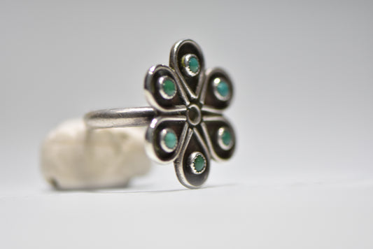 Zuni ring flower turquoise petite point sterling silver women