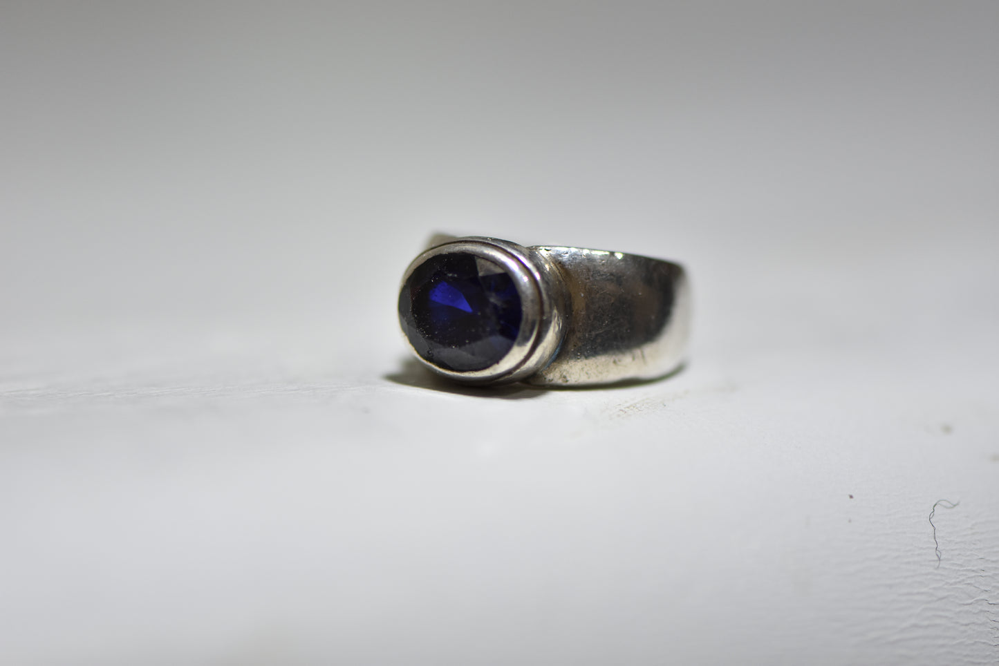 Deep blue ring cocktail thumb band sterling silver women men Size 7.50