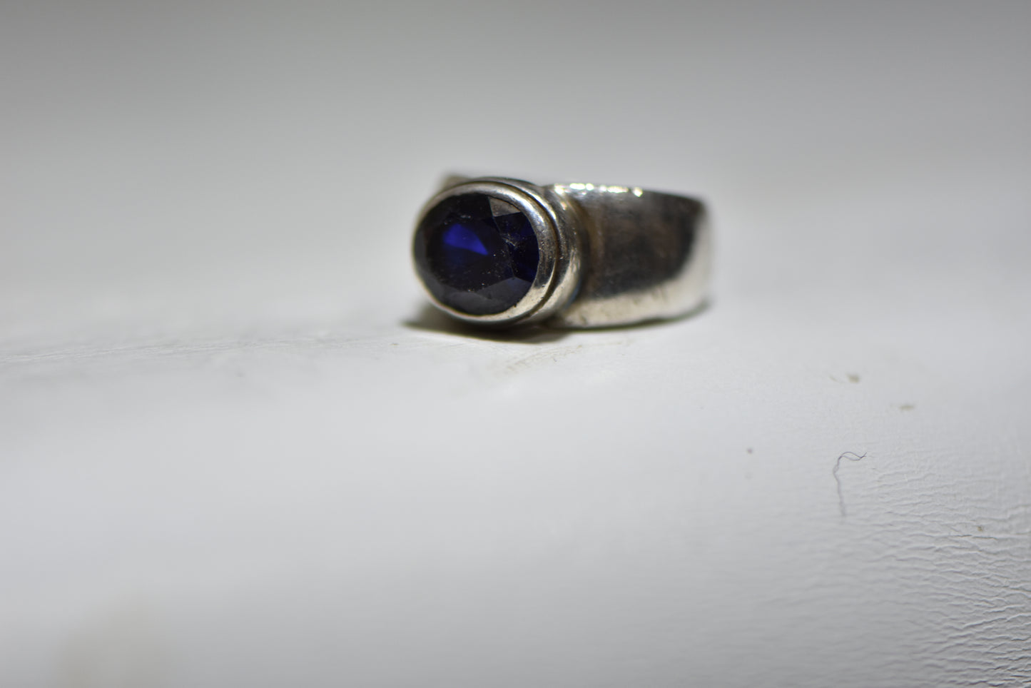 Deep blue ring cocktail thumb band sterling silver women men Size 7.50